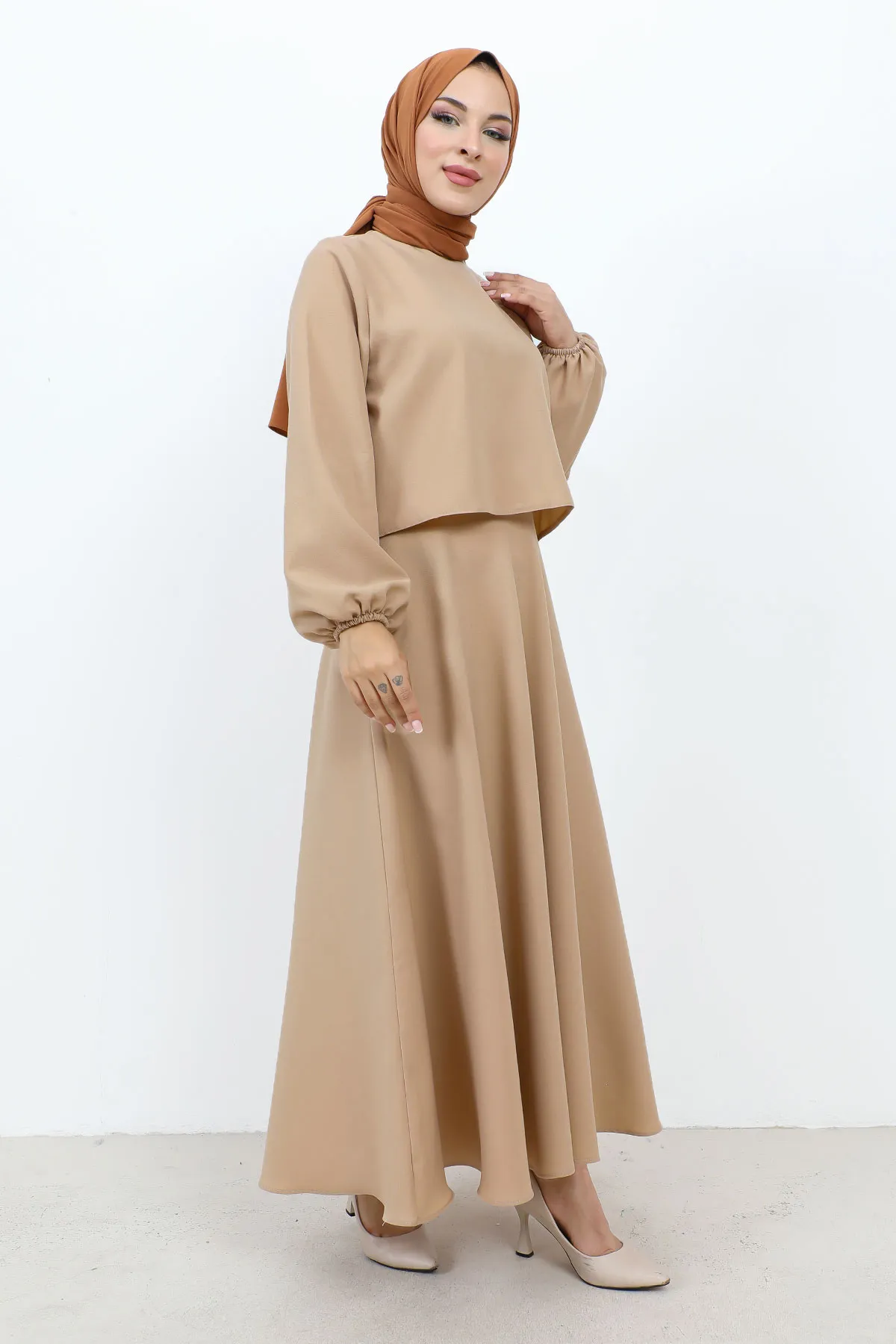 Tesettür Dünyası  Rockanzug mit elastischen Ärmeln TSD231105 Beige