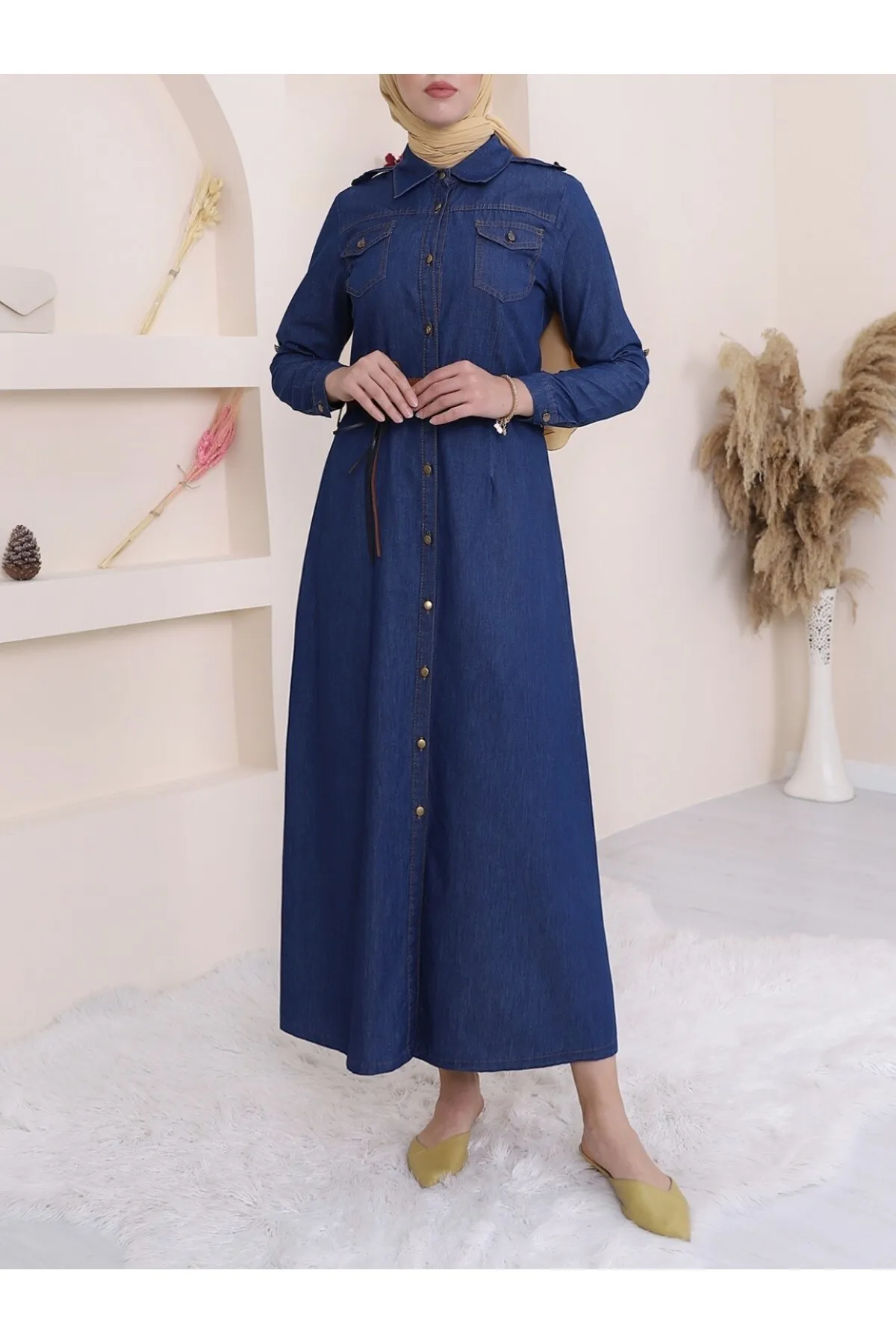 Modamorfo  Geknöpftes Jeanskleid mit Gürtel