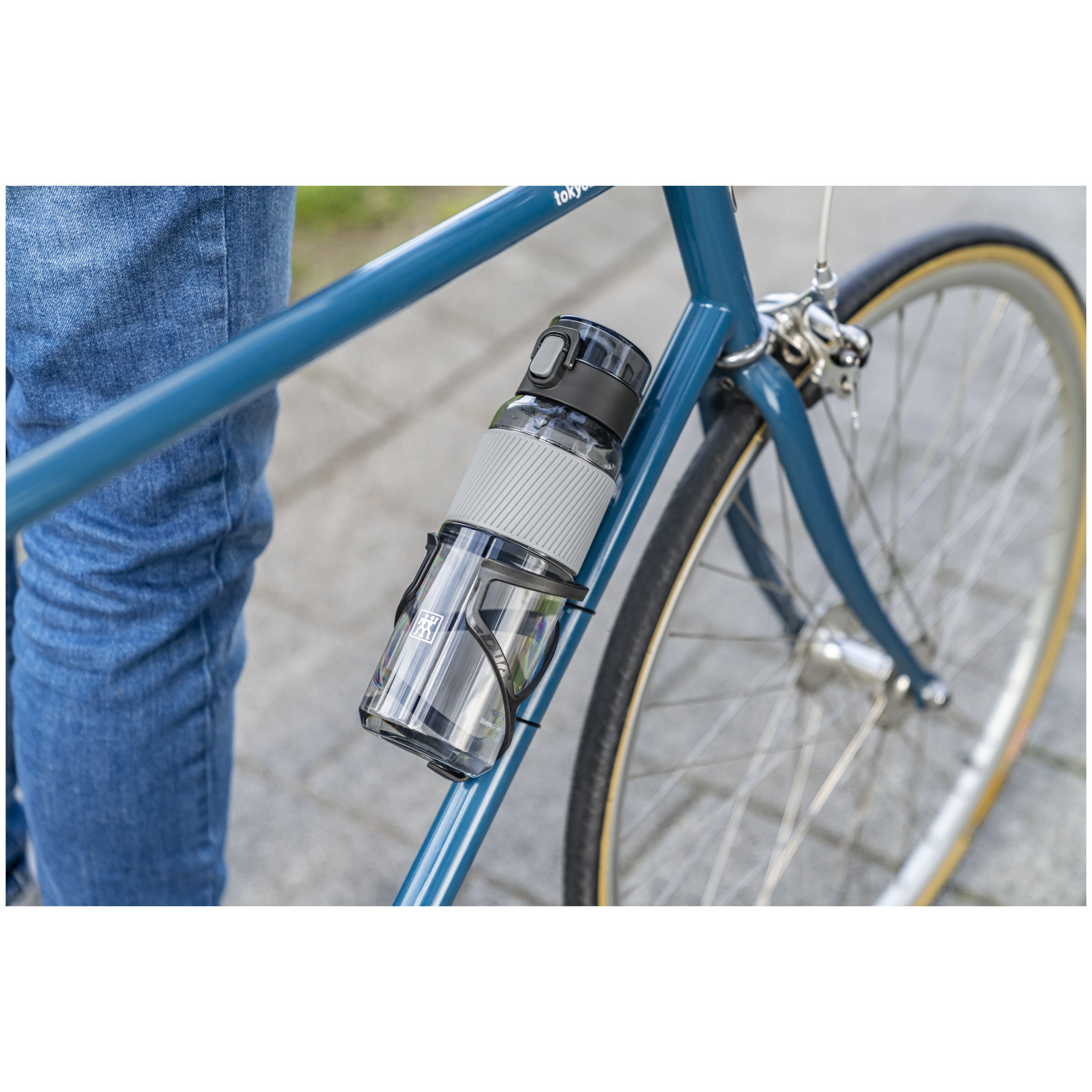 Trinkflasche, 680 ml, Tritan, Grau