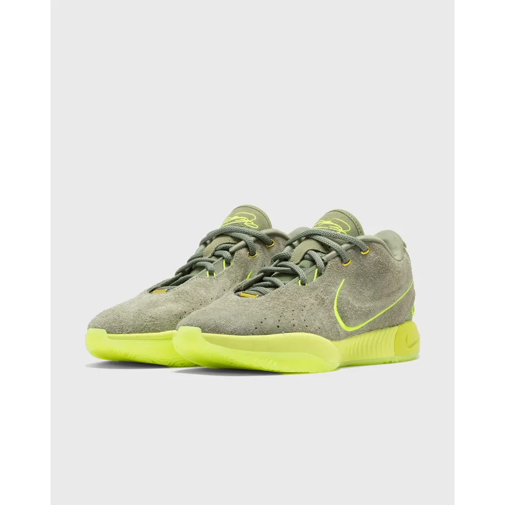 Nike LeBron XXI FV2345-302 / grün