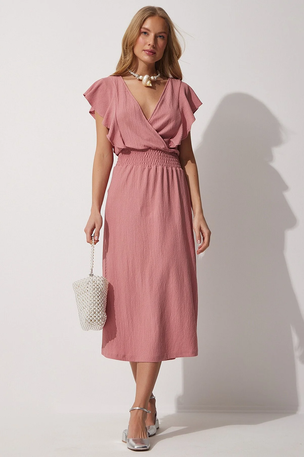 Happiness İstanbul  Damen-Strickkleid „Dusty Rose Volant“ mit Strukturmuster CI00025