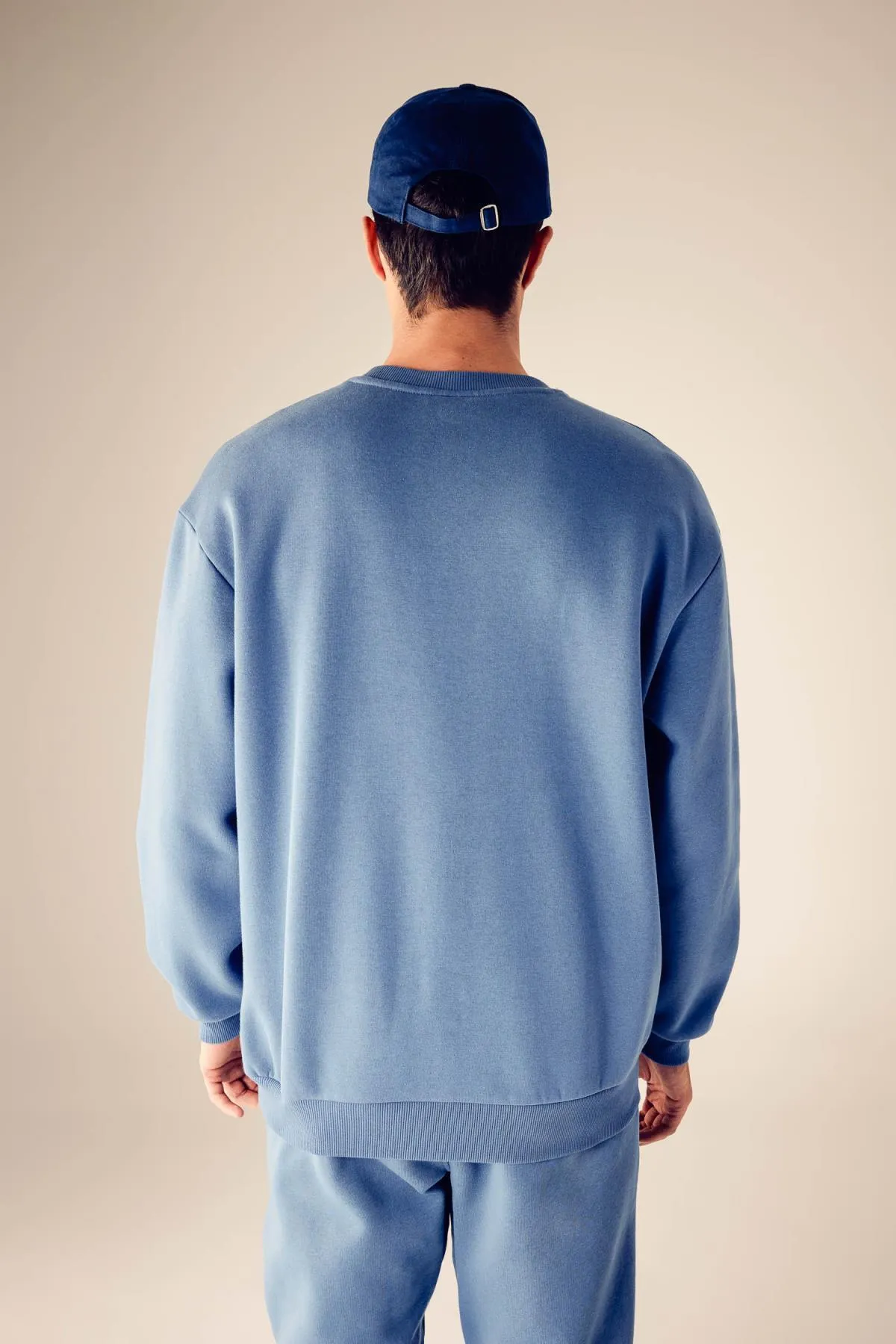 DeFacto  Basic-Sweatshirt mit Rundhalsausschnitt in Oversize-Passform T5139az23au