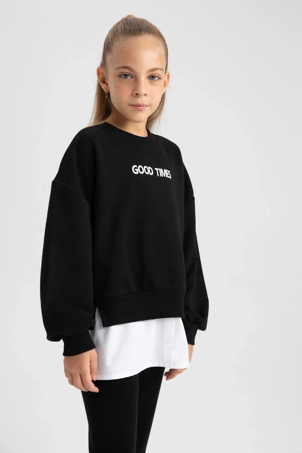 DeFacto  Weiches, dickes Sweatshirt mit Rundhalsausschnitt und Oversize-Passform für Mädchen A8424a823au