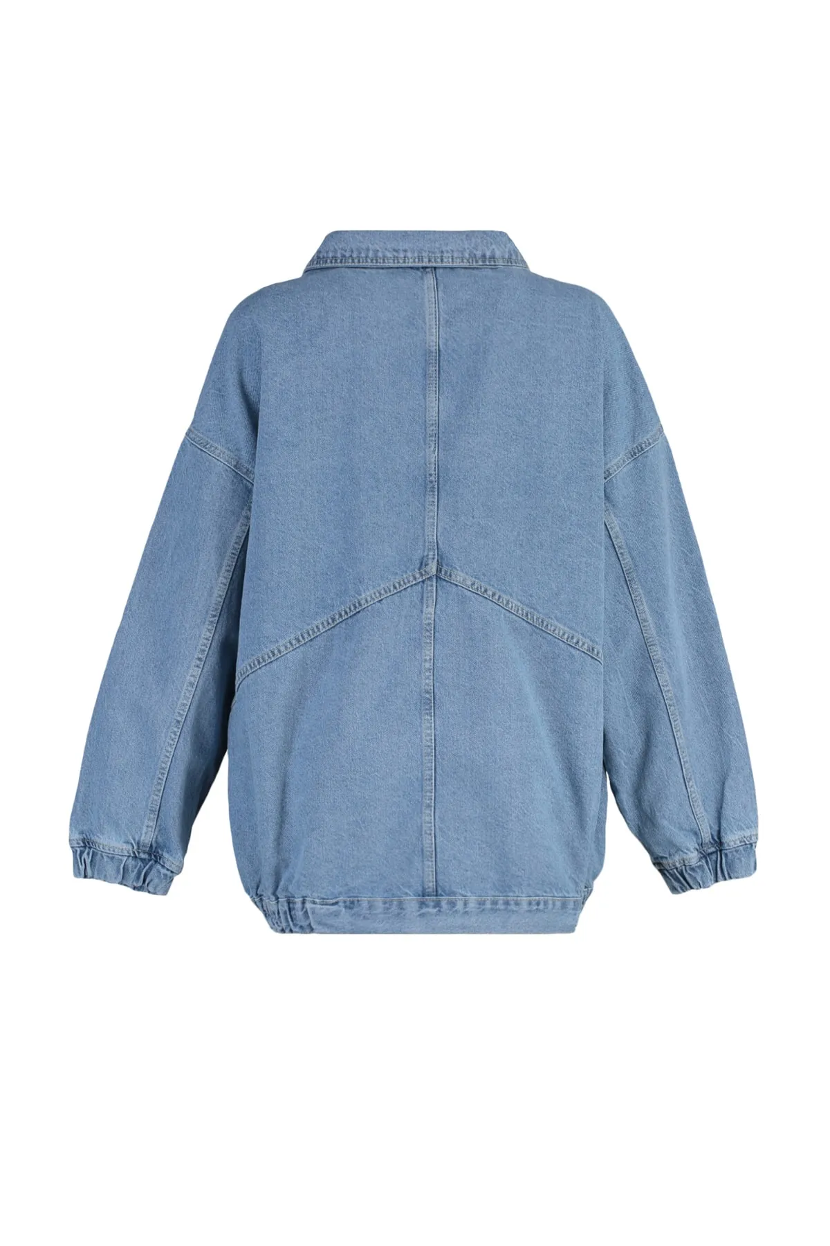Trendyol Collection  Blaue Oversize-Jeansjacke mit Taschendetail TWOSS21CE0289