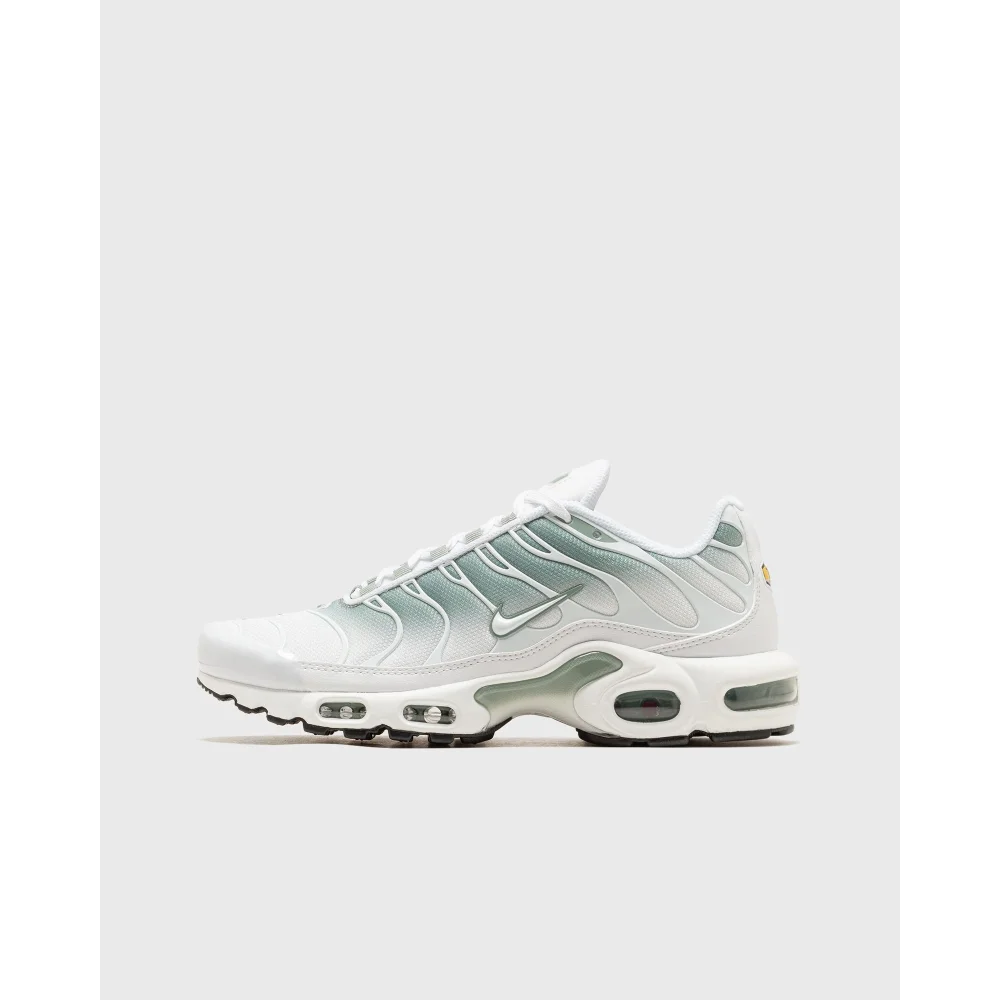 Nike Air Max Wmns Plus DZ3670-100 / weiss