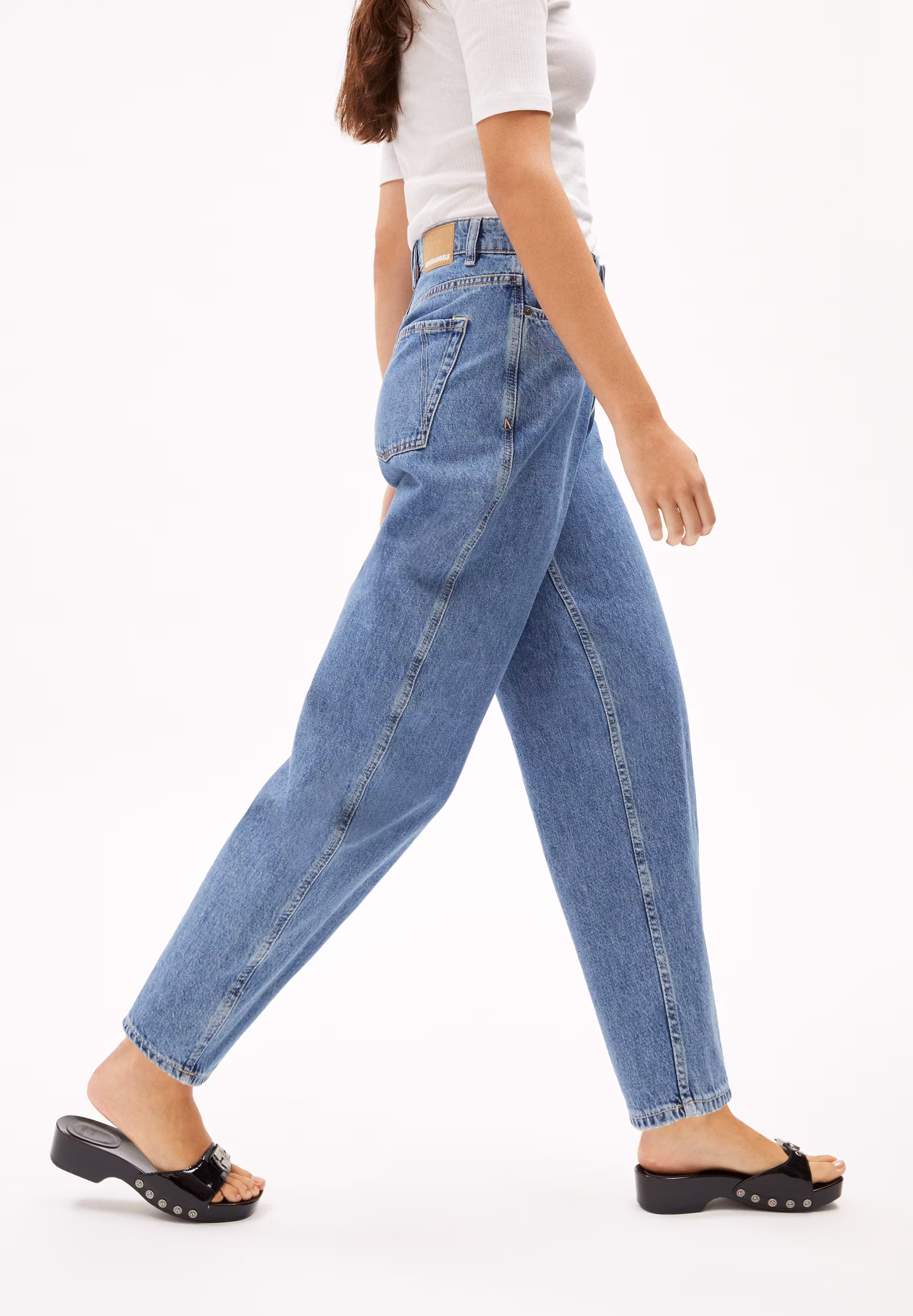 Barrel Leg High Waist aus Bio-Baumwoll Mix
