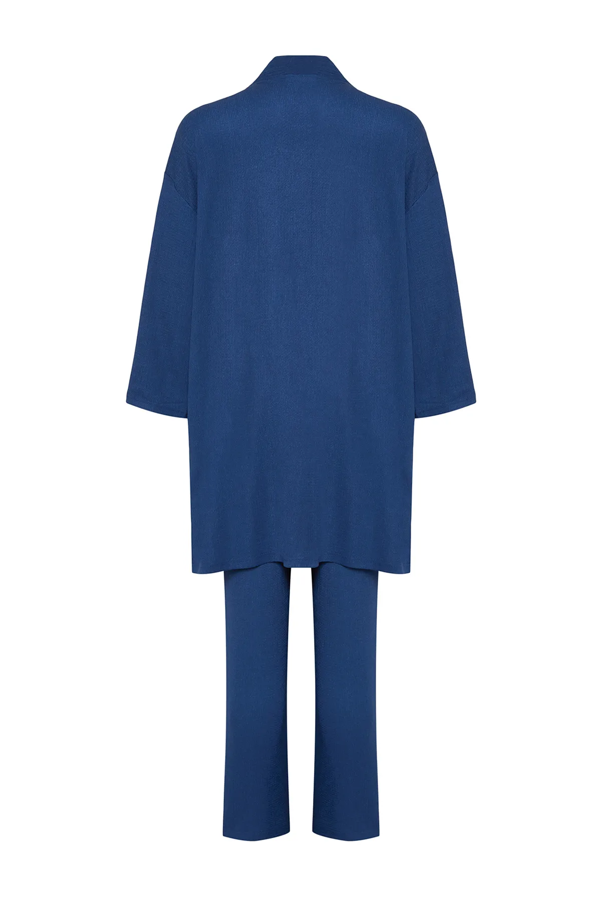 Trendyol Modest  Blaues Set aus gestricktem Oberteil und Unterteil in Wickeloptik TCTSS24US00045