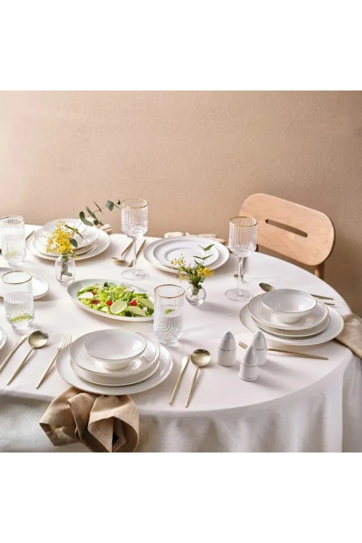 Karaca  Streamline Nefeli Gold 12 Personen Geschirrset, 56-teilig