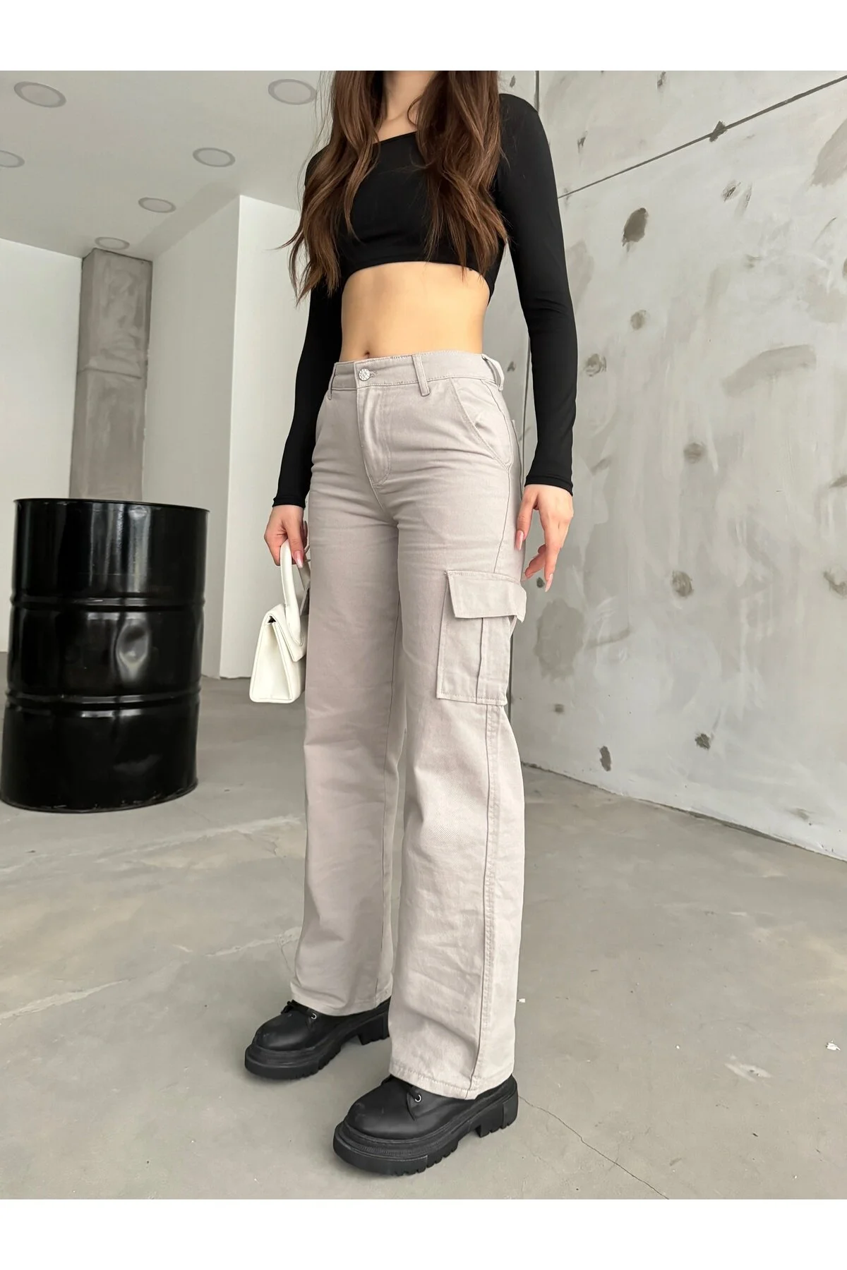 BİKELİFE  Graue Damen-Cargohose mit hoher Taille und weitem Bein