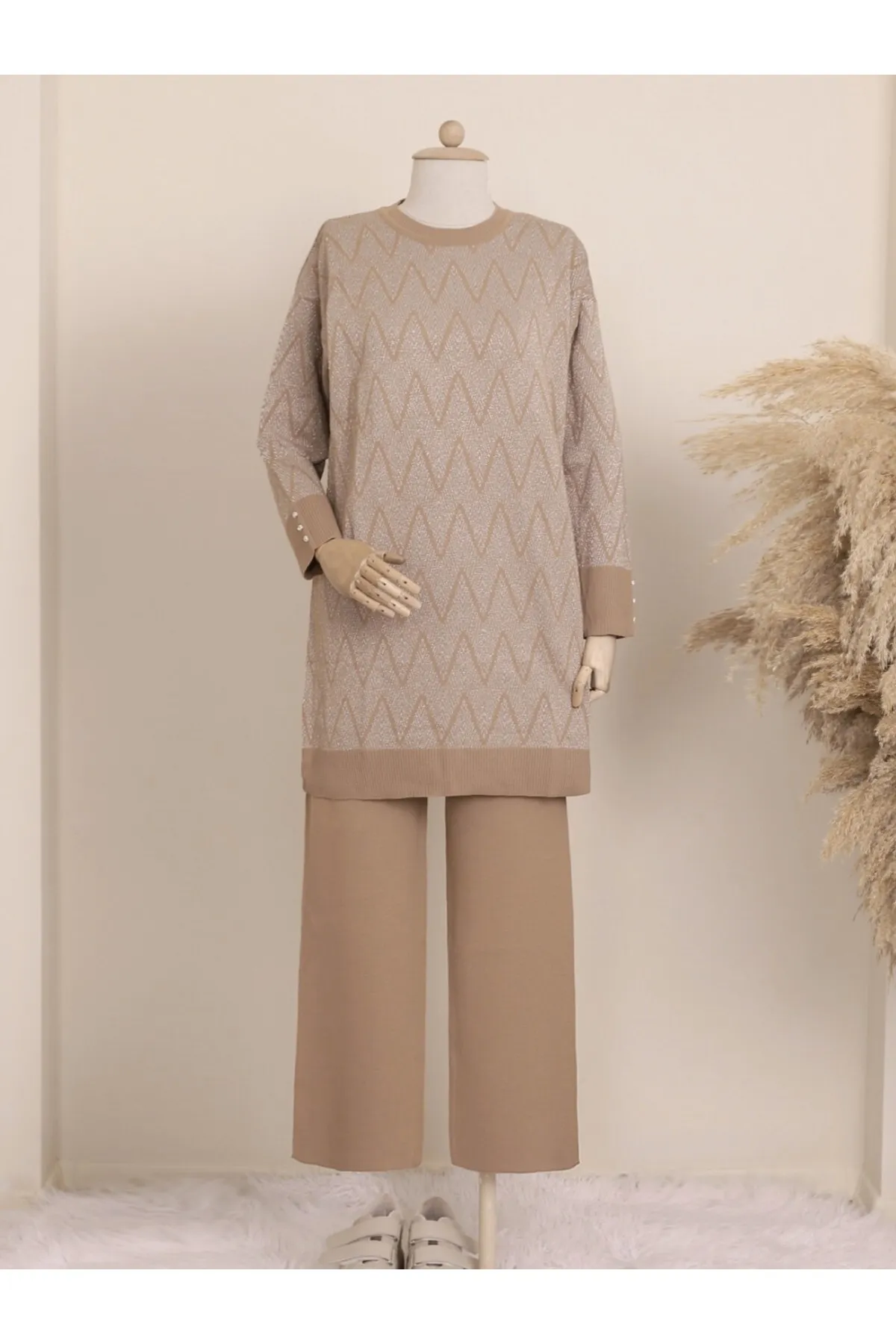 Modamorfo  Strickwaren-Set mit Zickzack-Muster und Manschettensteinen