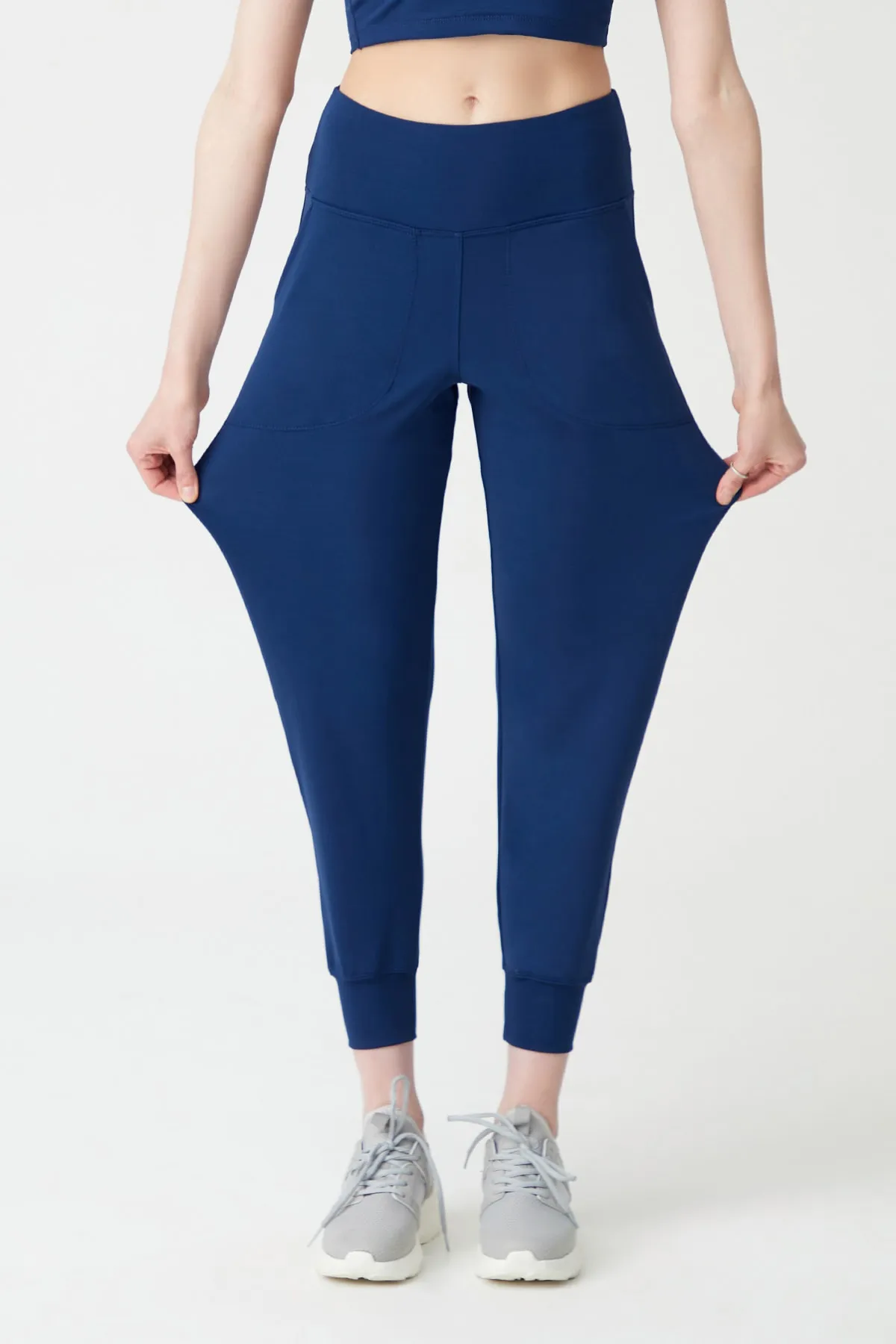 LOS OJOS  Marineblaue Jogginghose mit hoher Taille für Damen