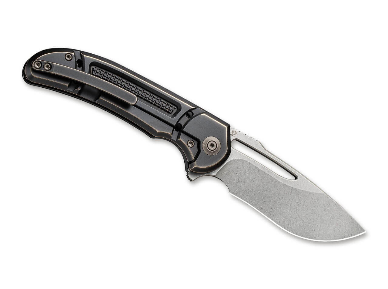 Minax Titan Bronze