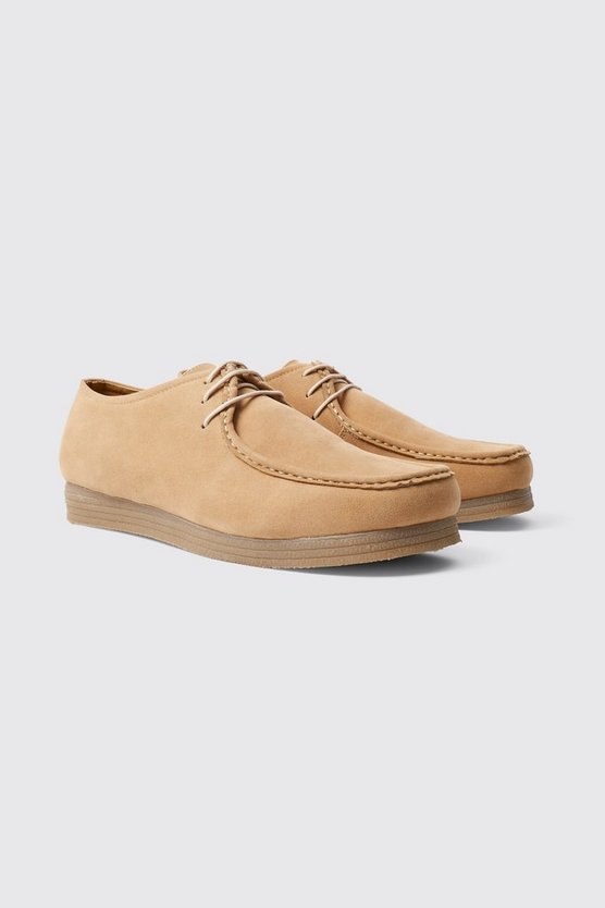 Geschnürte Schuhe aus Wildlederimitat