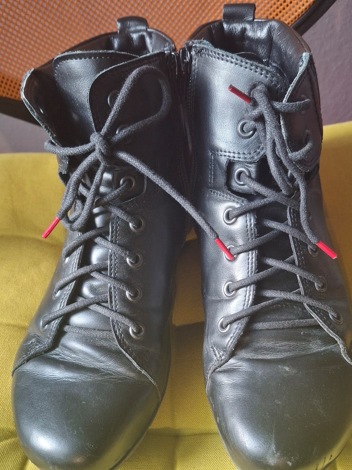 Think! Leder-Stiefeletten 