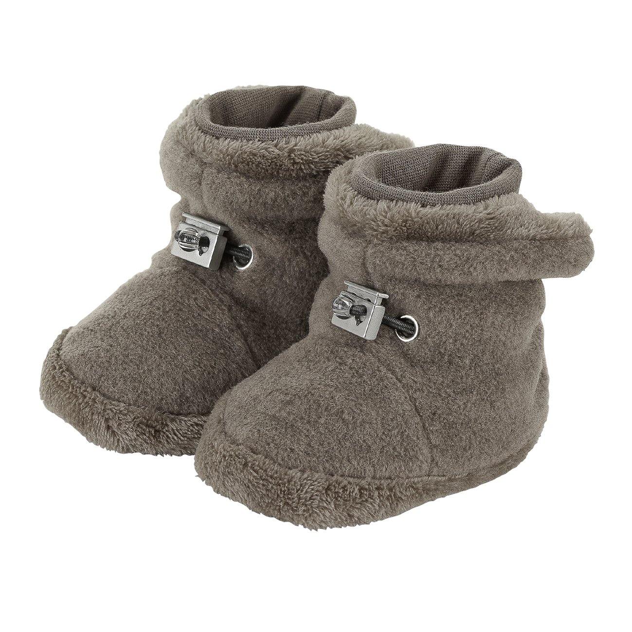 Babyschuhe in verschiedenen Unifarben