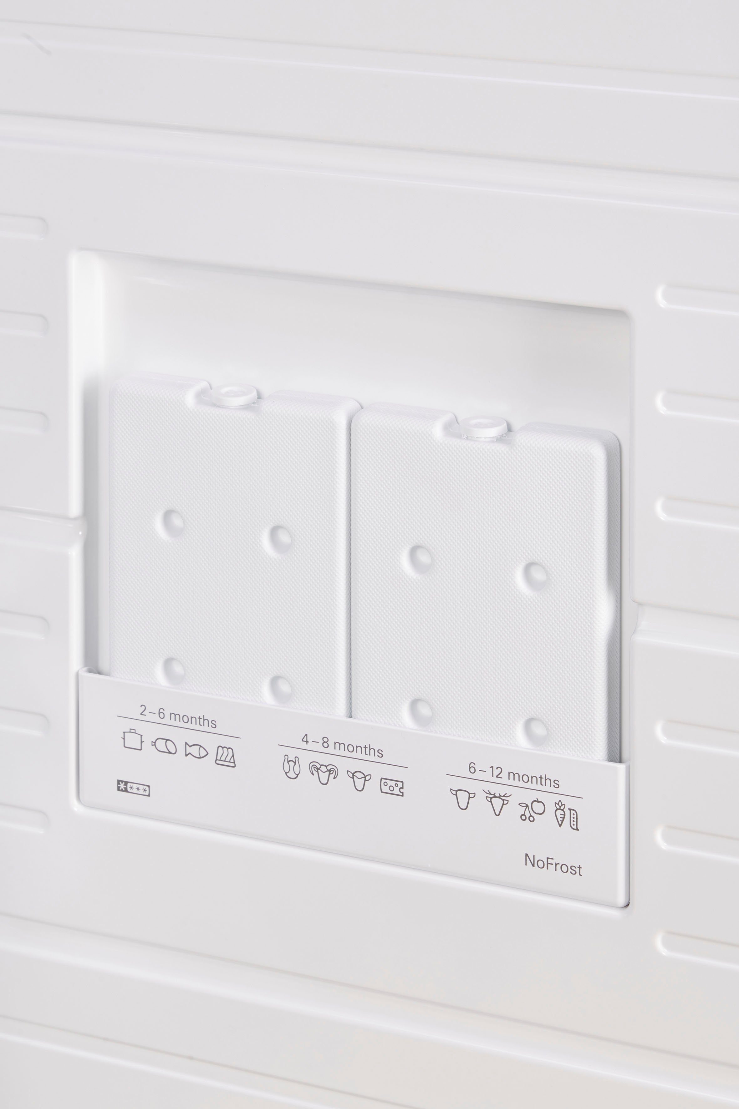 BOSCH Gefrierschrank GSN51AWCV, 161 cm hoch, 70 cm breit