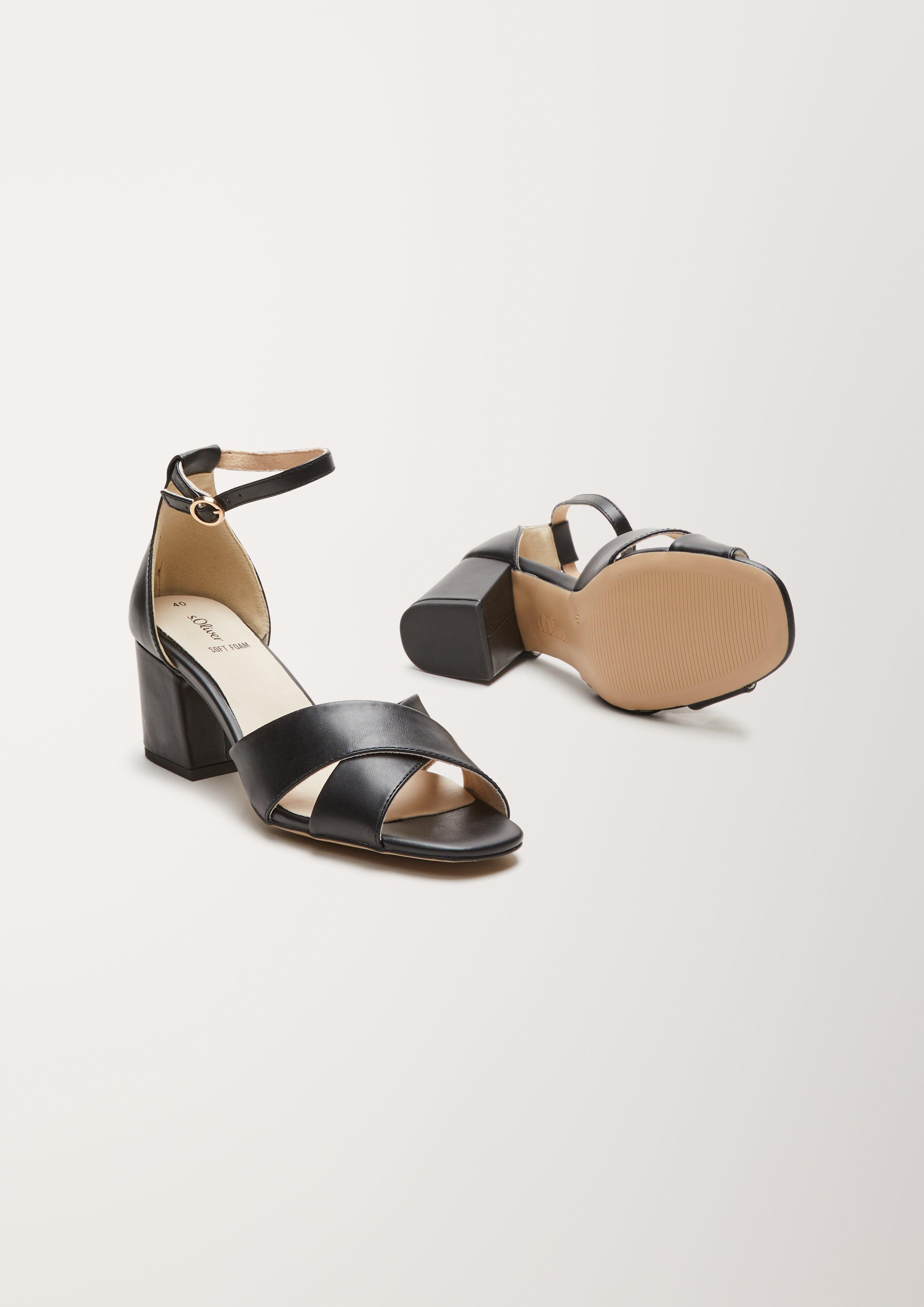 Riemchensandalen mit Absatz  6006266-001