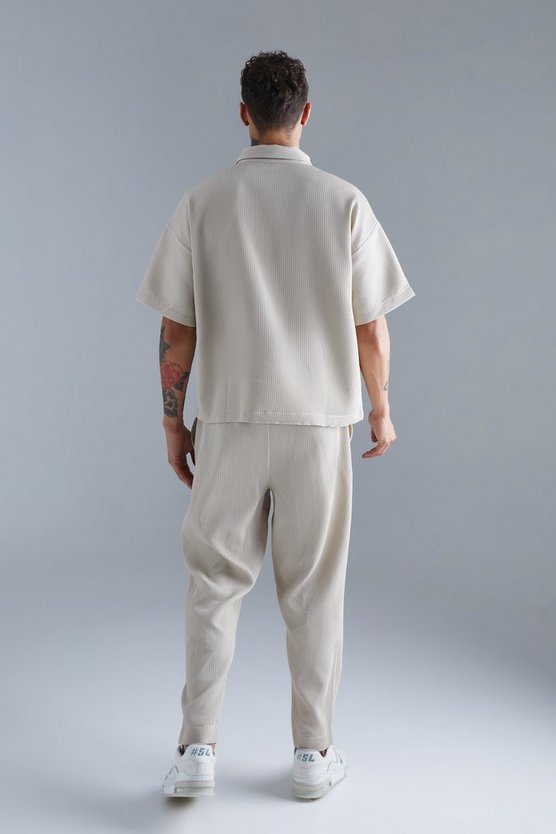 Kurzärmliges Hemd & elastische Hose