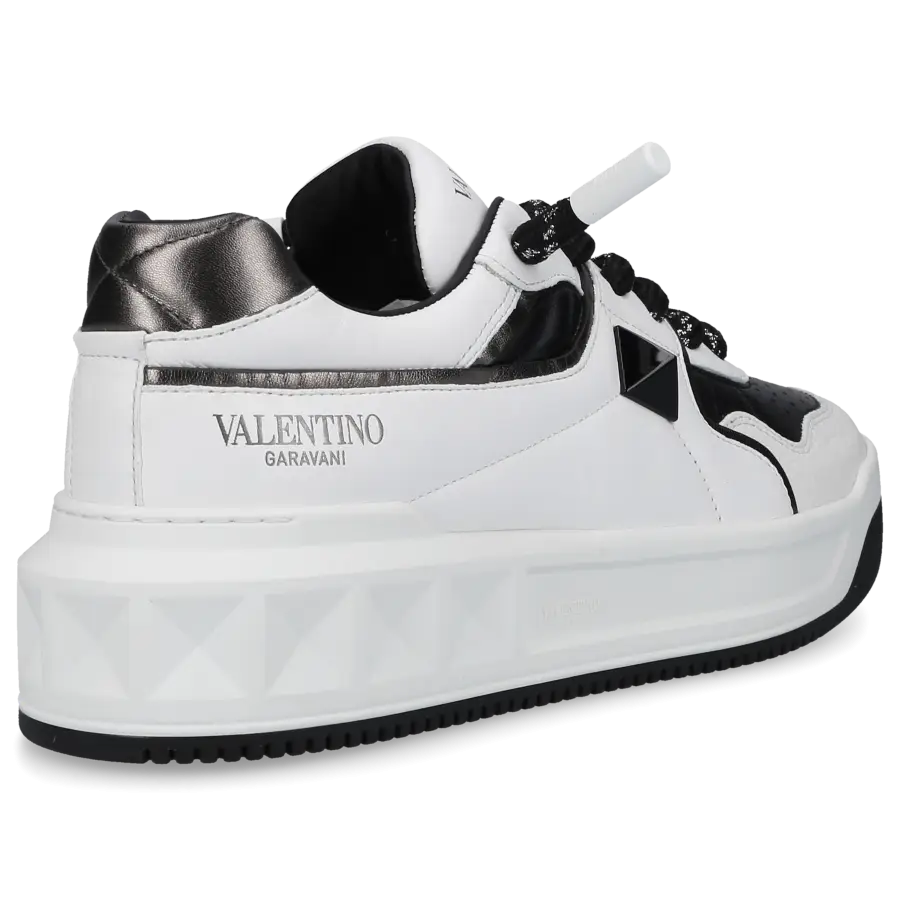 Valentino Garavani - Sneaker low ONE STUD XL Nappaleder - schwarz