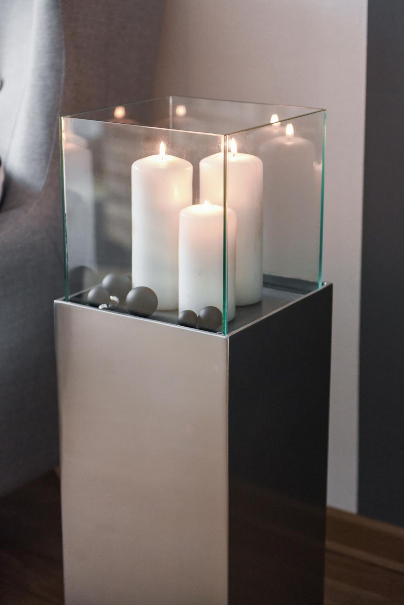VIVANNO Bodenwindlicht Windlichtsäule Kerzenhalter Windlicht CANDELA - Silber Metallic -