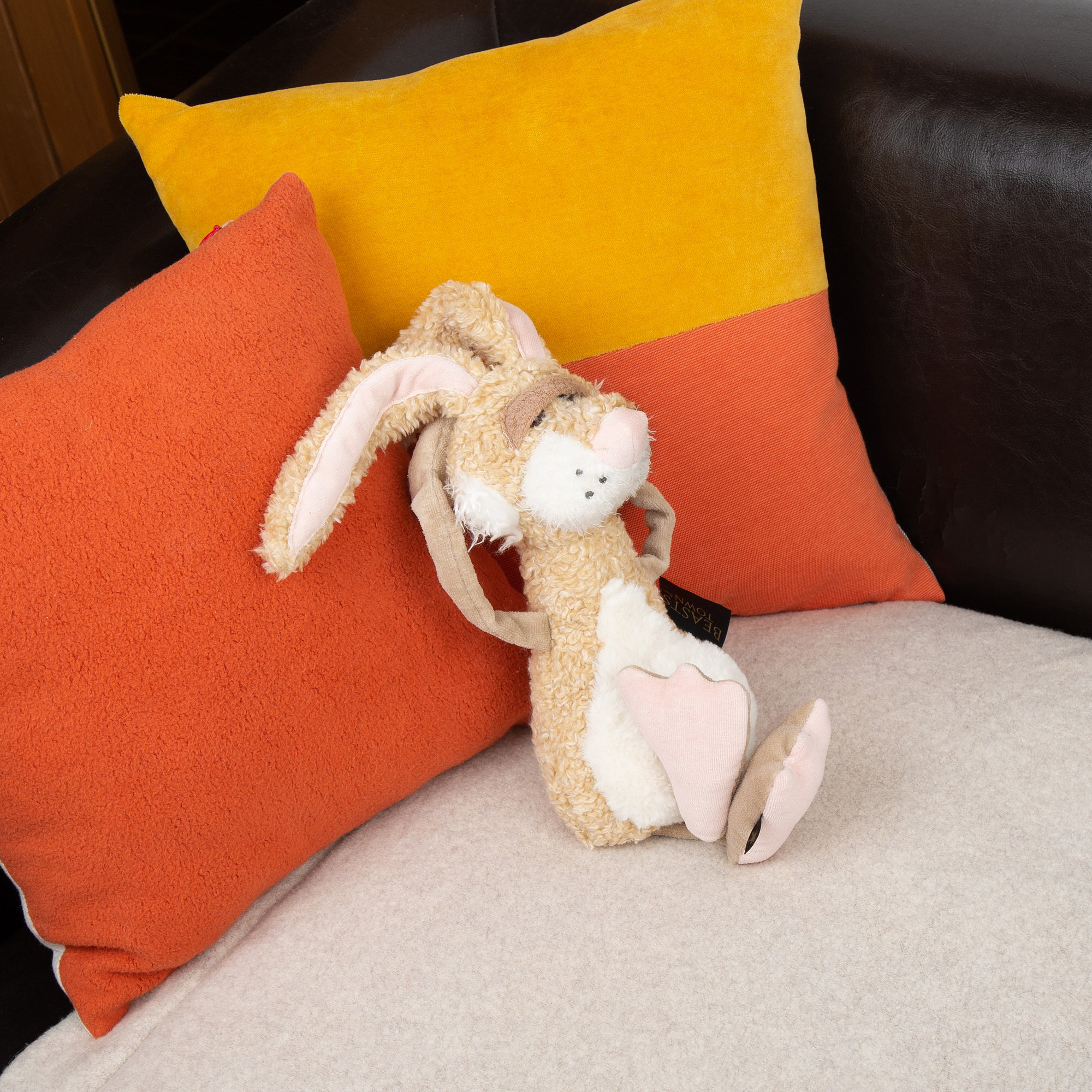 Kuschel Hase Lazy Bunny, Beaststown