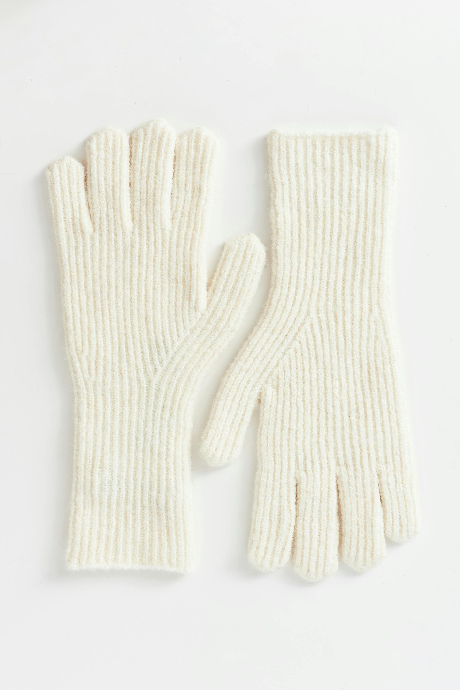 Rib gloves
