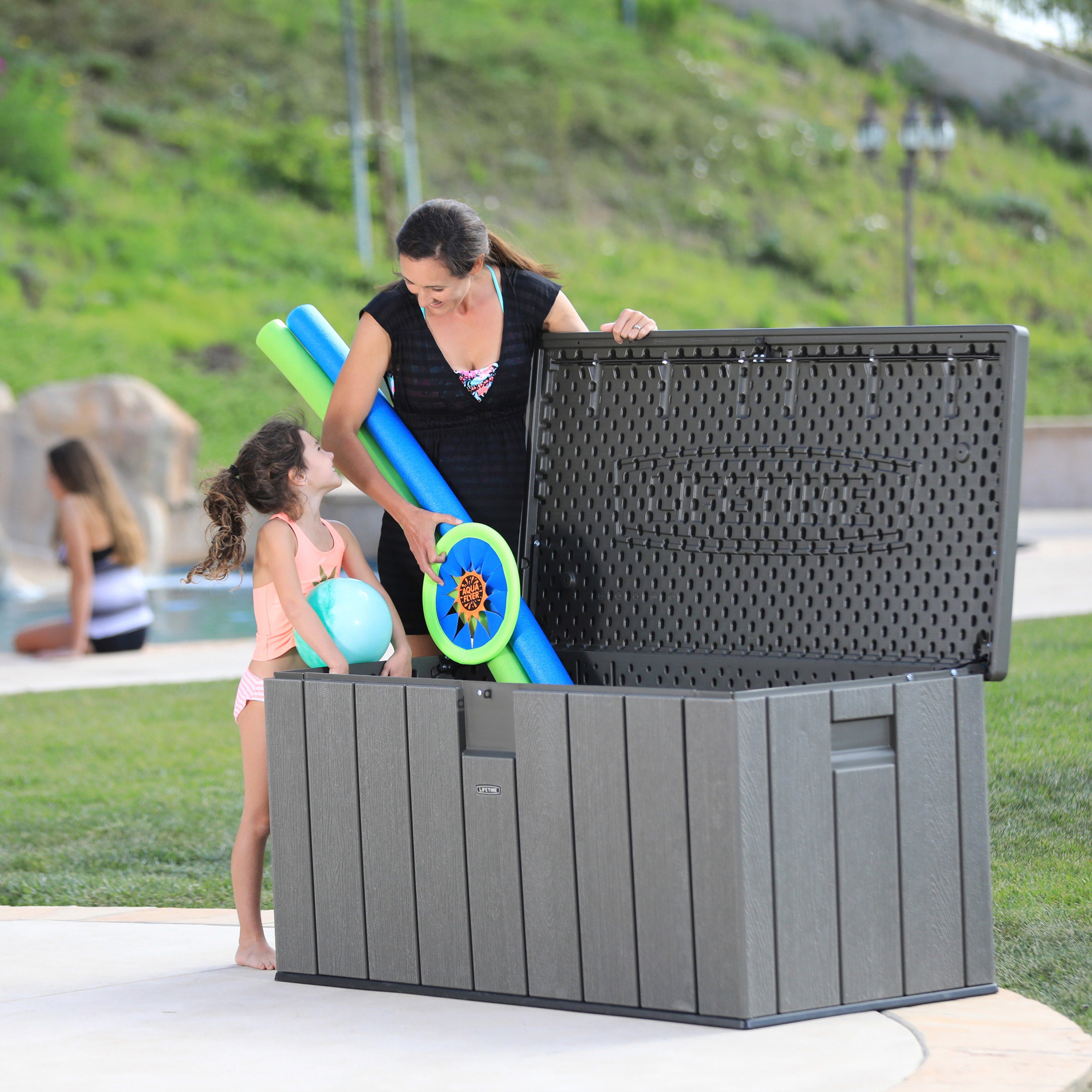 Lifetime Kissenbox Premium Wood, 570 Liter
