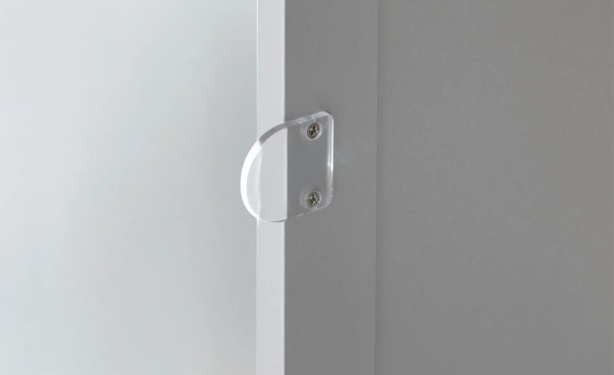 Dielenschrank