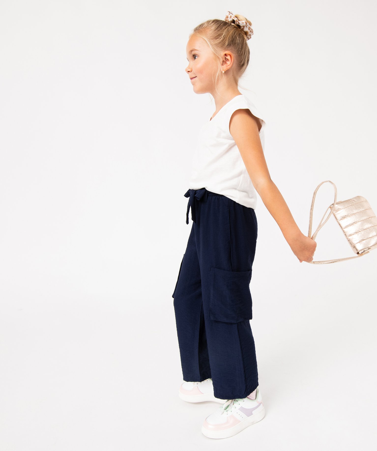 Pantalon large avec poches sur les cuisses fille marine | GEMO