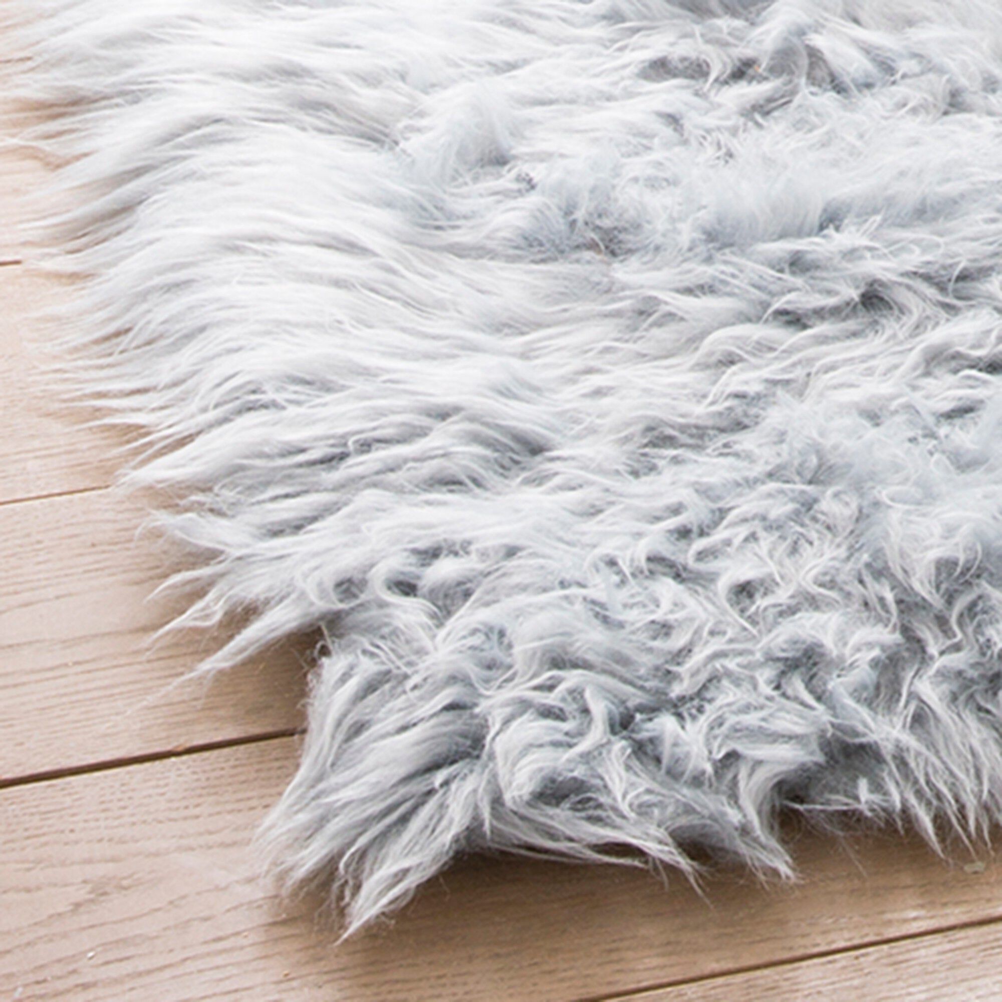Tapis poils longs