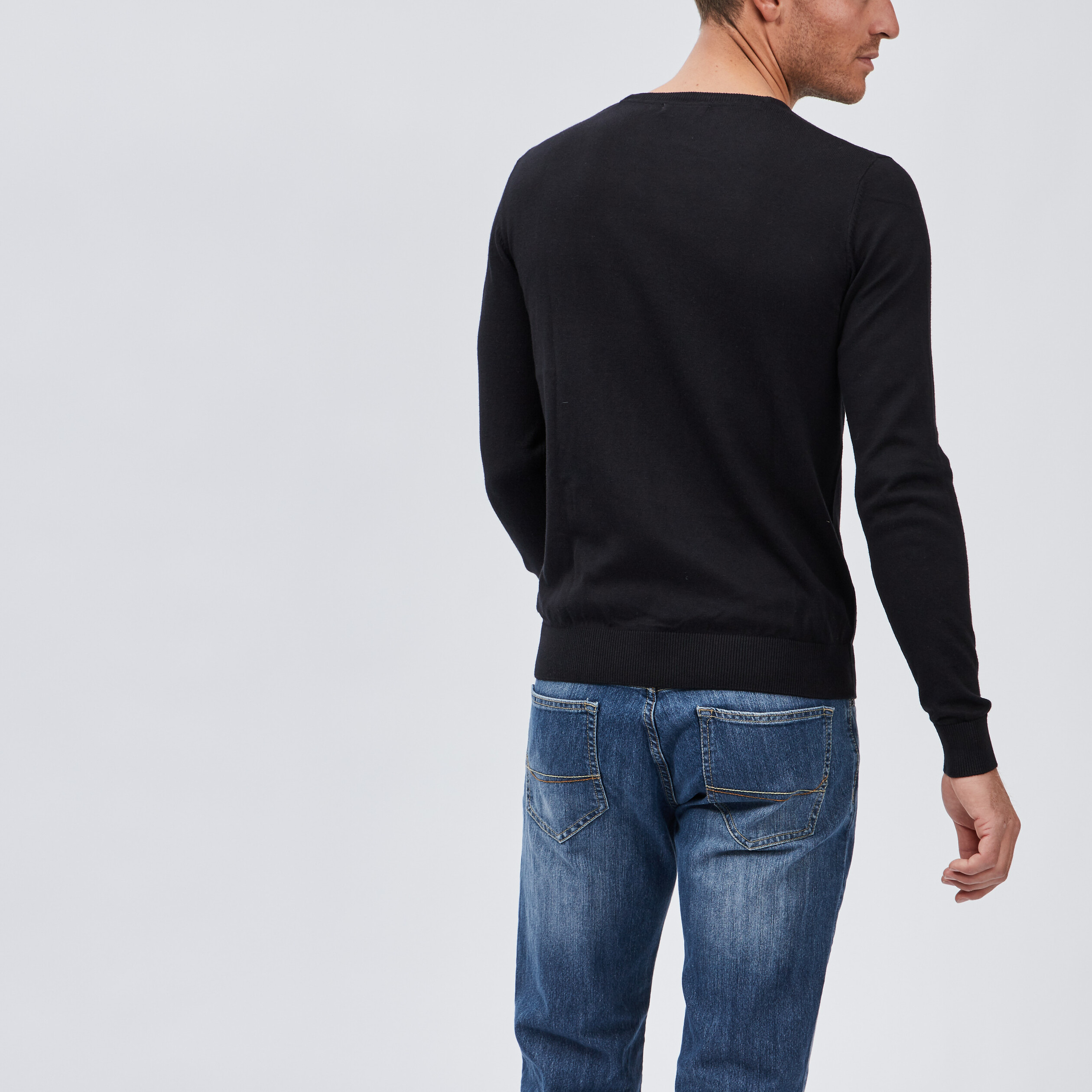 Pull droit col rond noir homme | La Halle