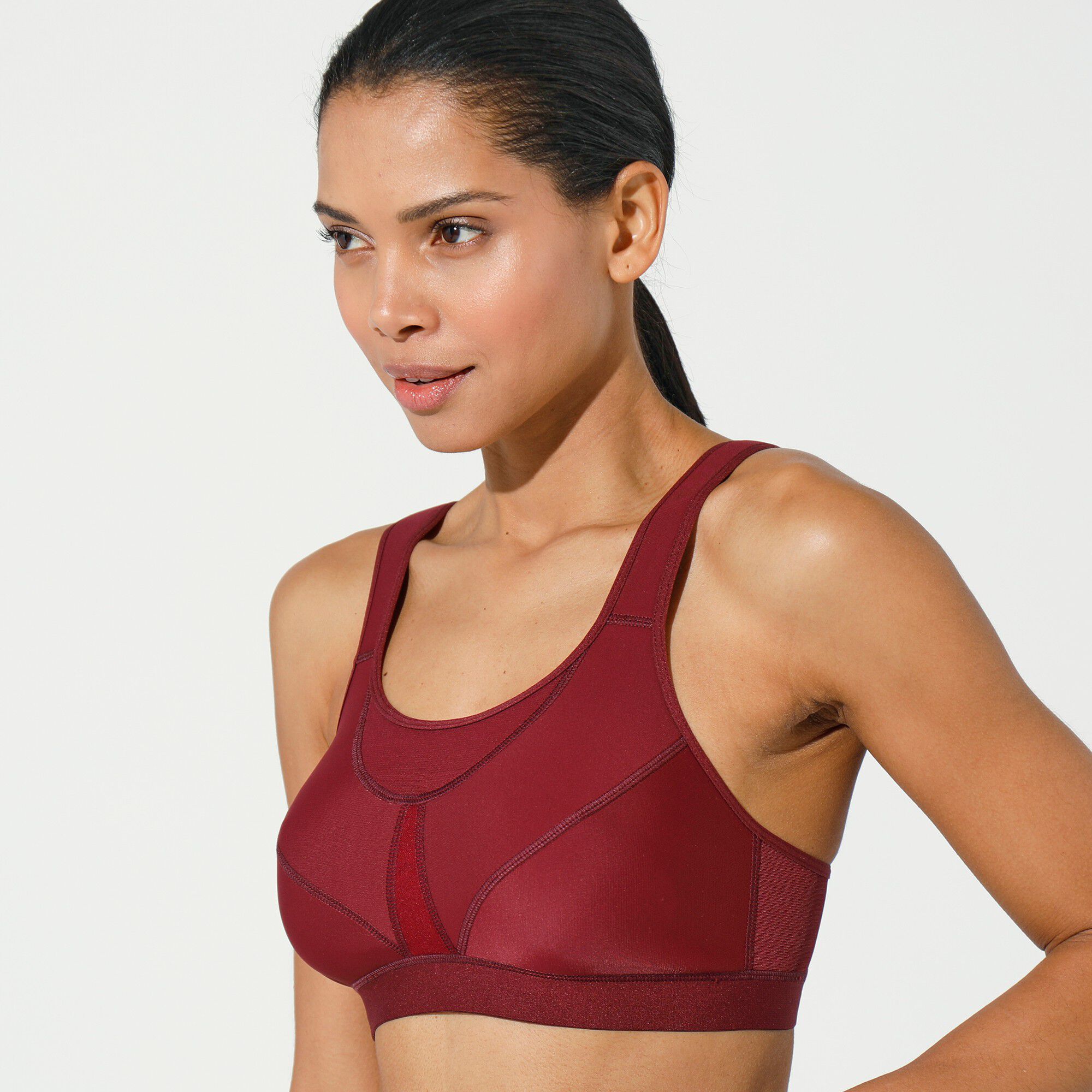 Soutien-gorge sport maille stretch et tulle résille forme brassière