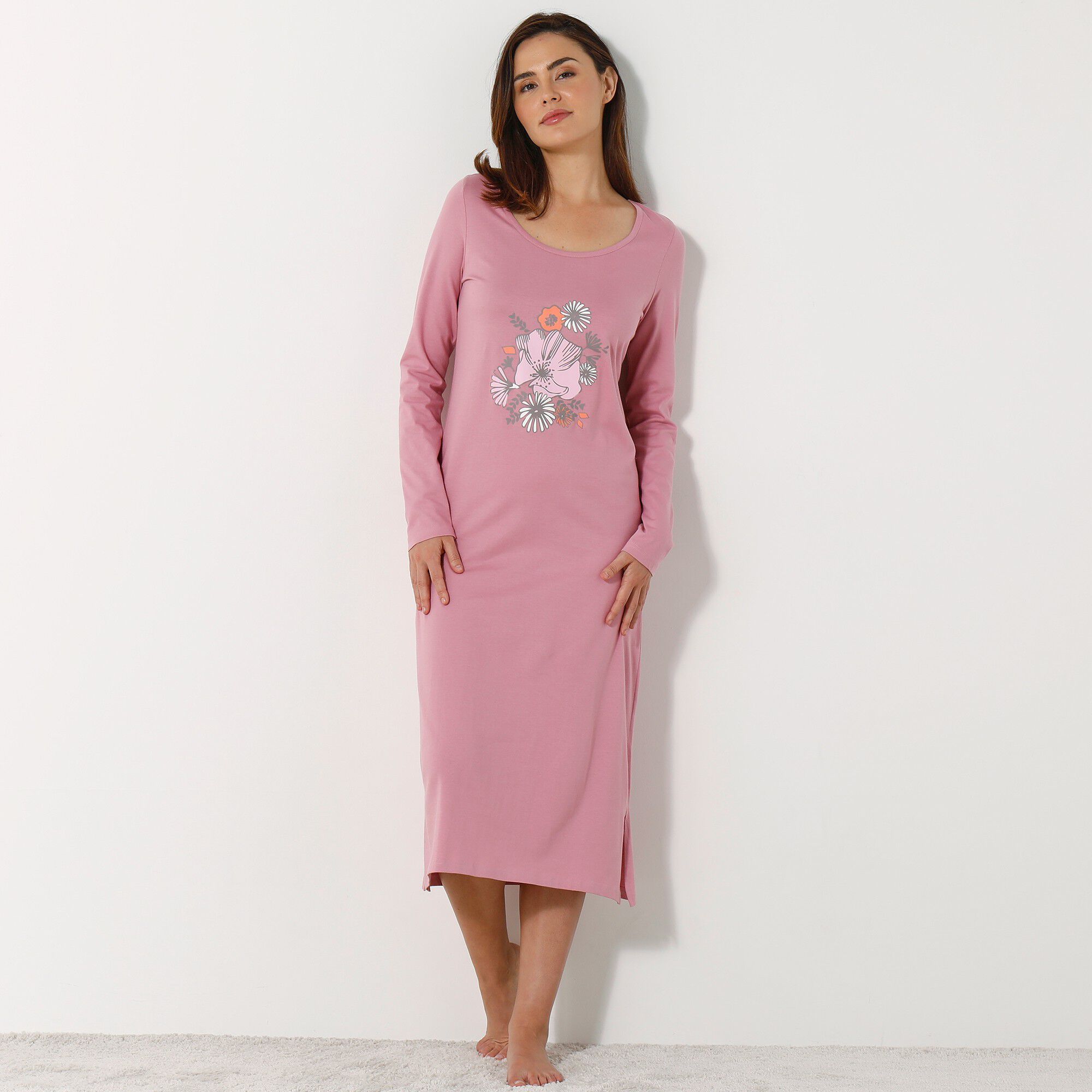 Chemise de nuit fleurs manches longues