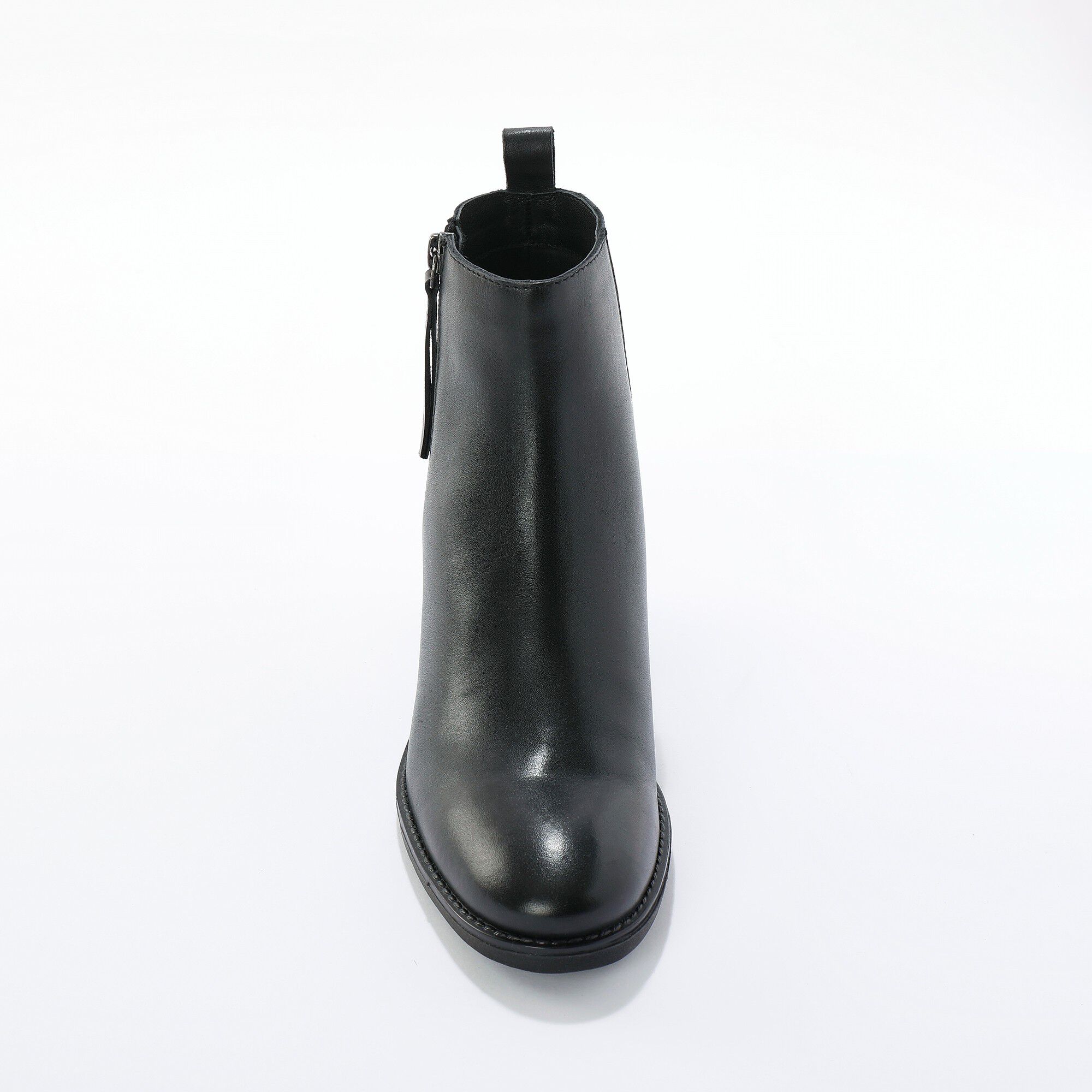 Boots zippées à talons, cuir