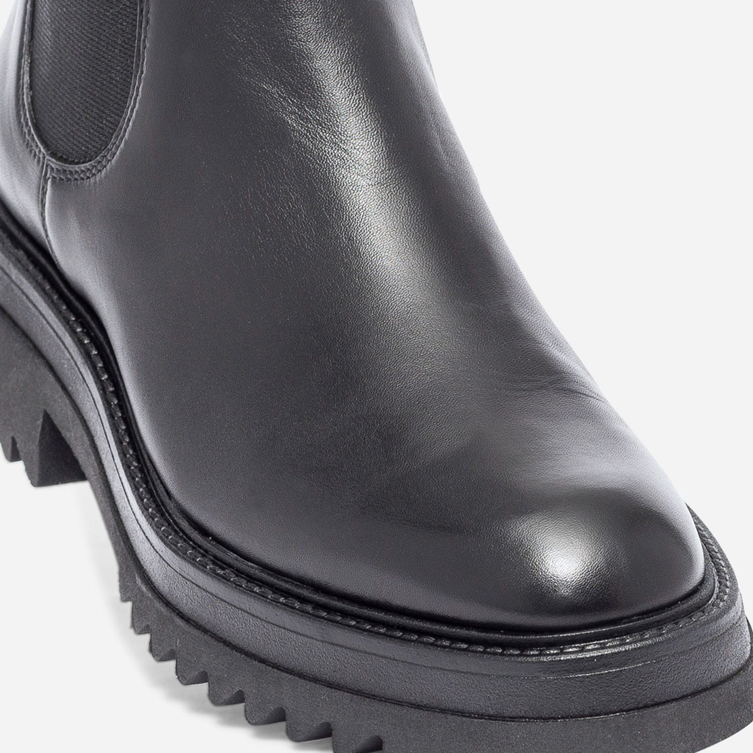 Chelsea boots TEXTO en cuir éco-conçu à semelle crantrée