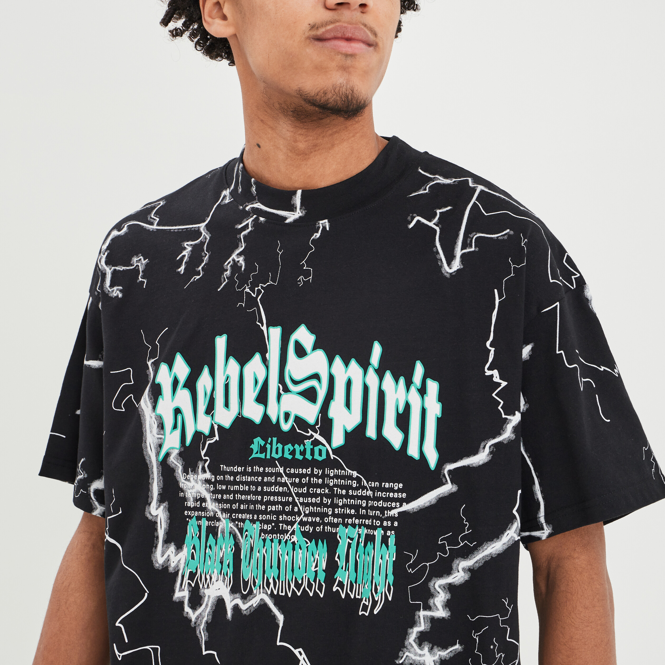 T-shirt coton oversize Liberto noir homme | La Halle