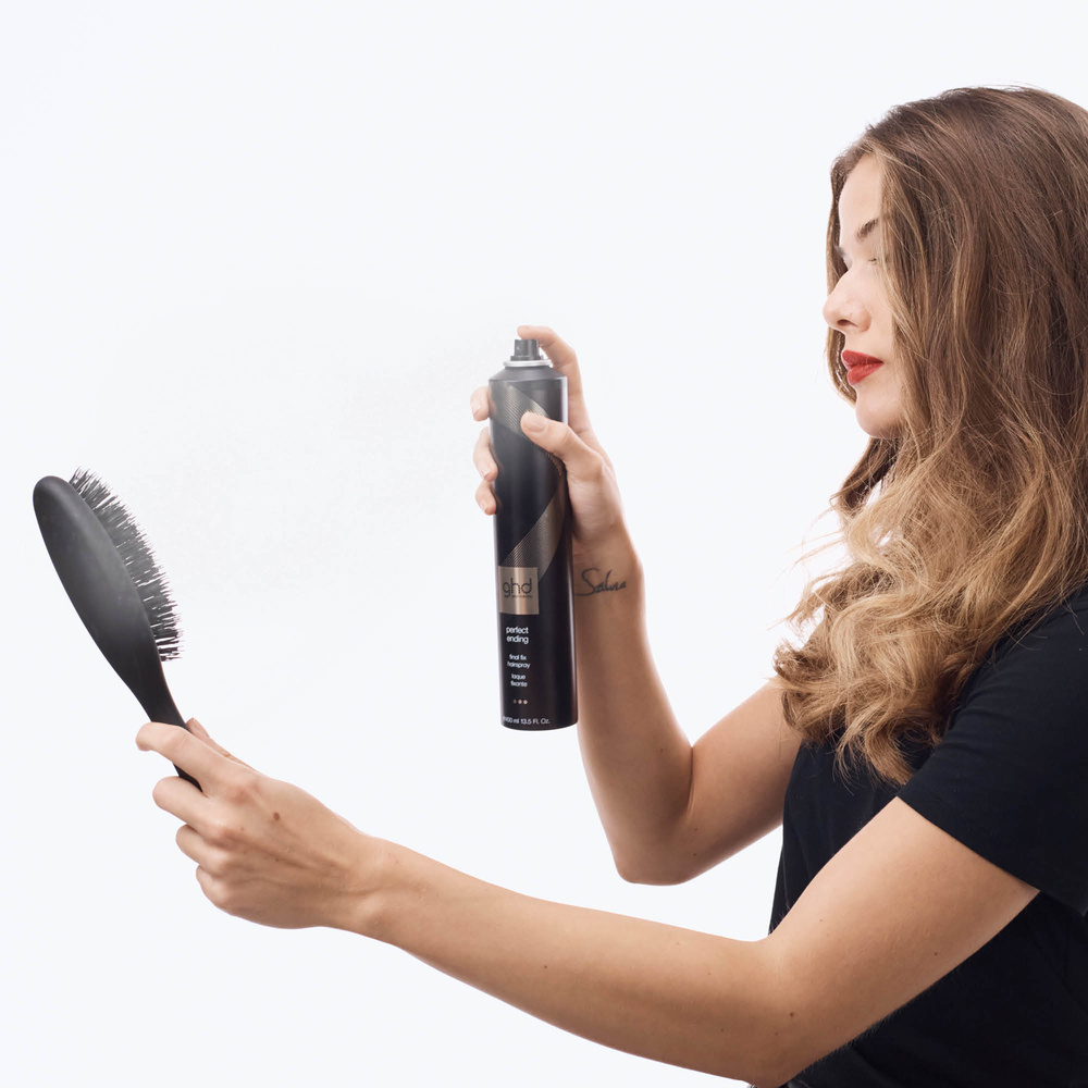 GHD Laque fixante 75ml – perfect ending produit coiffant