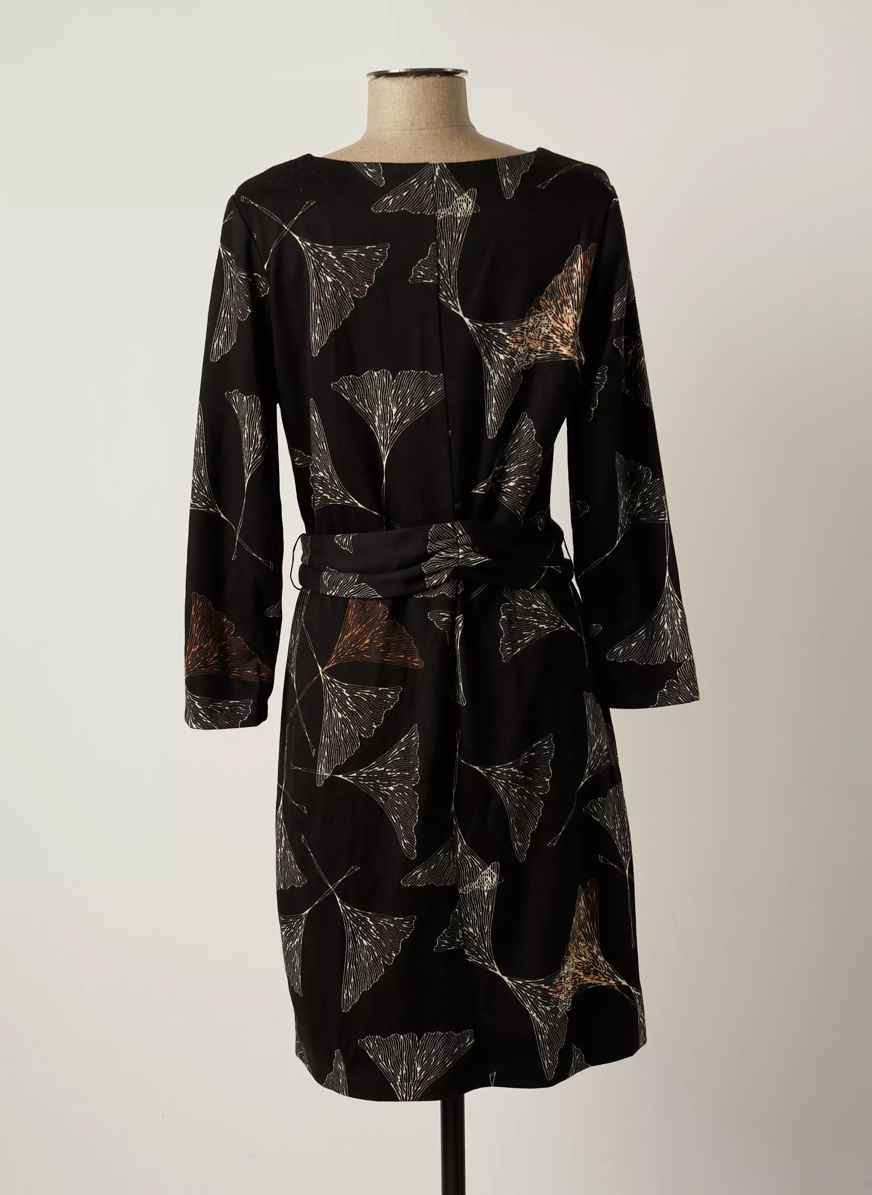 K Design Robes Mi Longues Femme couleur noir