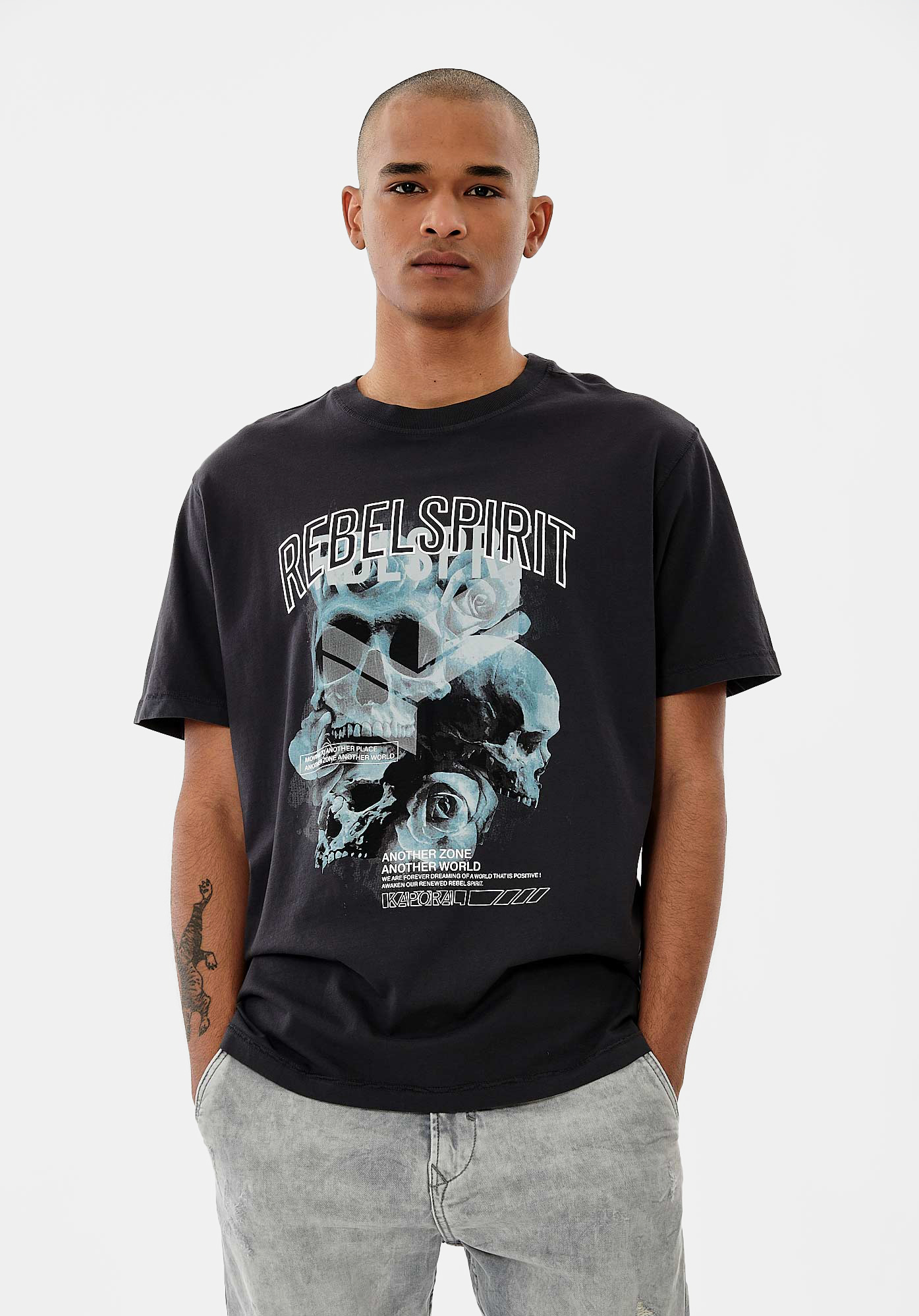 CHUCK  T-shirt gris Homme en 100% coton