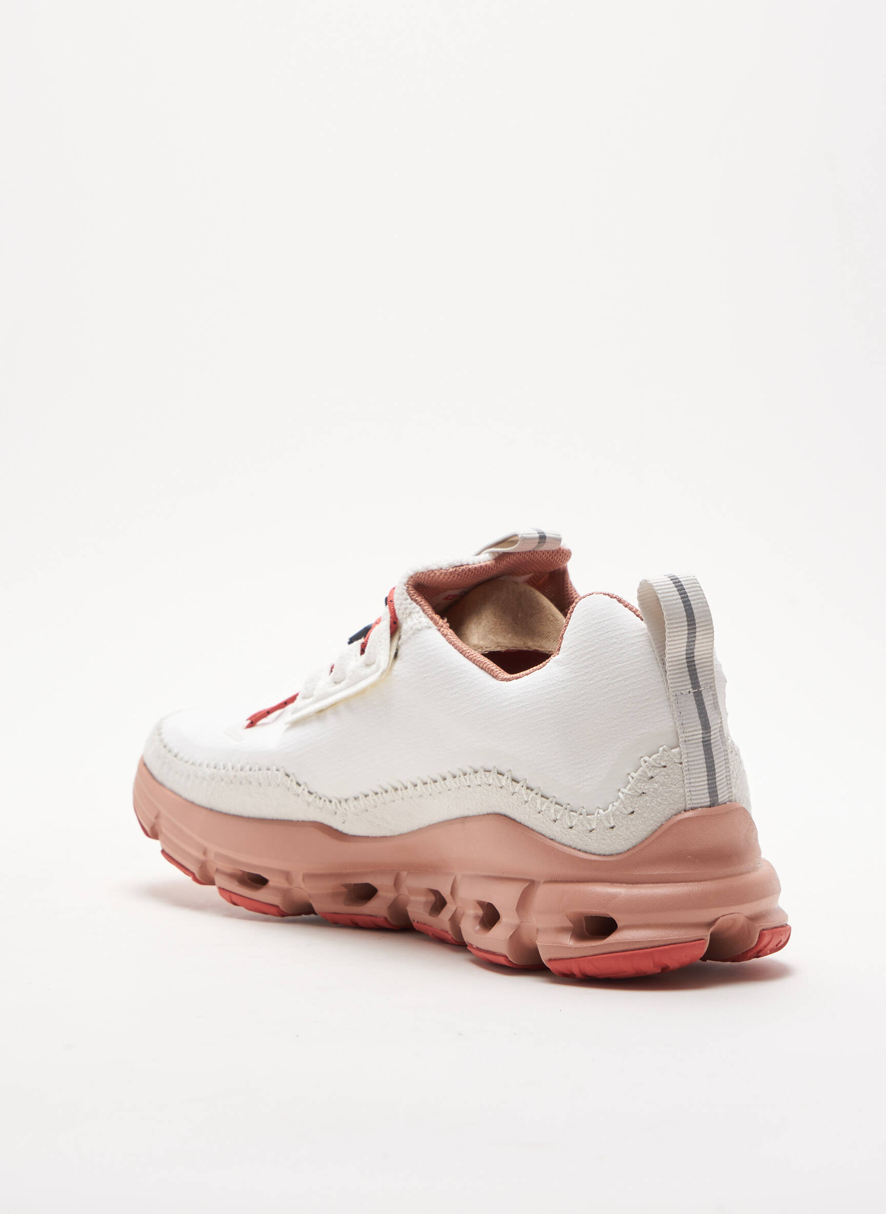 On Baskets Femme couleur rose