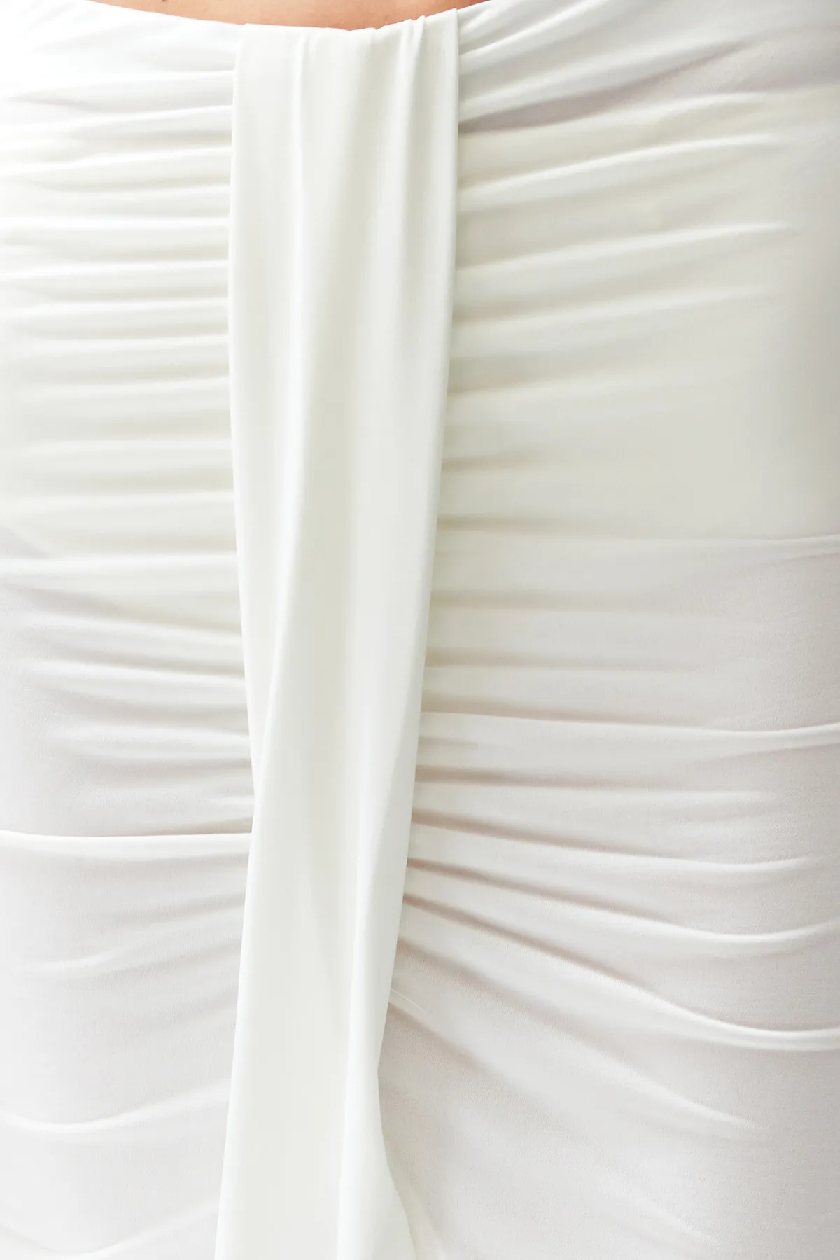 Trendyol Collection  Ecrufarbener Maxi-Webrock TBESS23ET00021