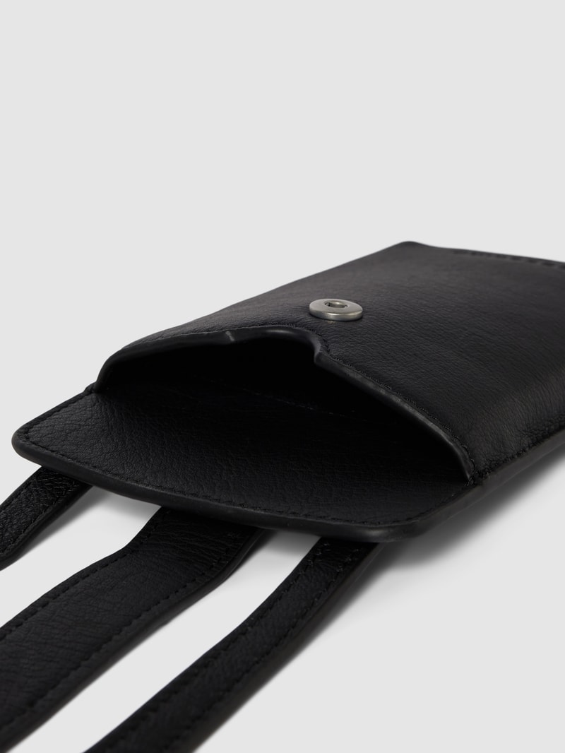 Handytasche mit Label-Detail Modell 'HARRIS' in schwarz