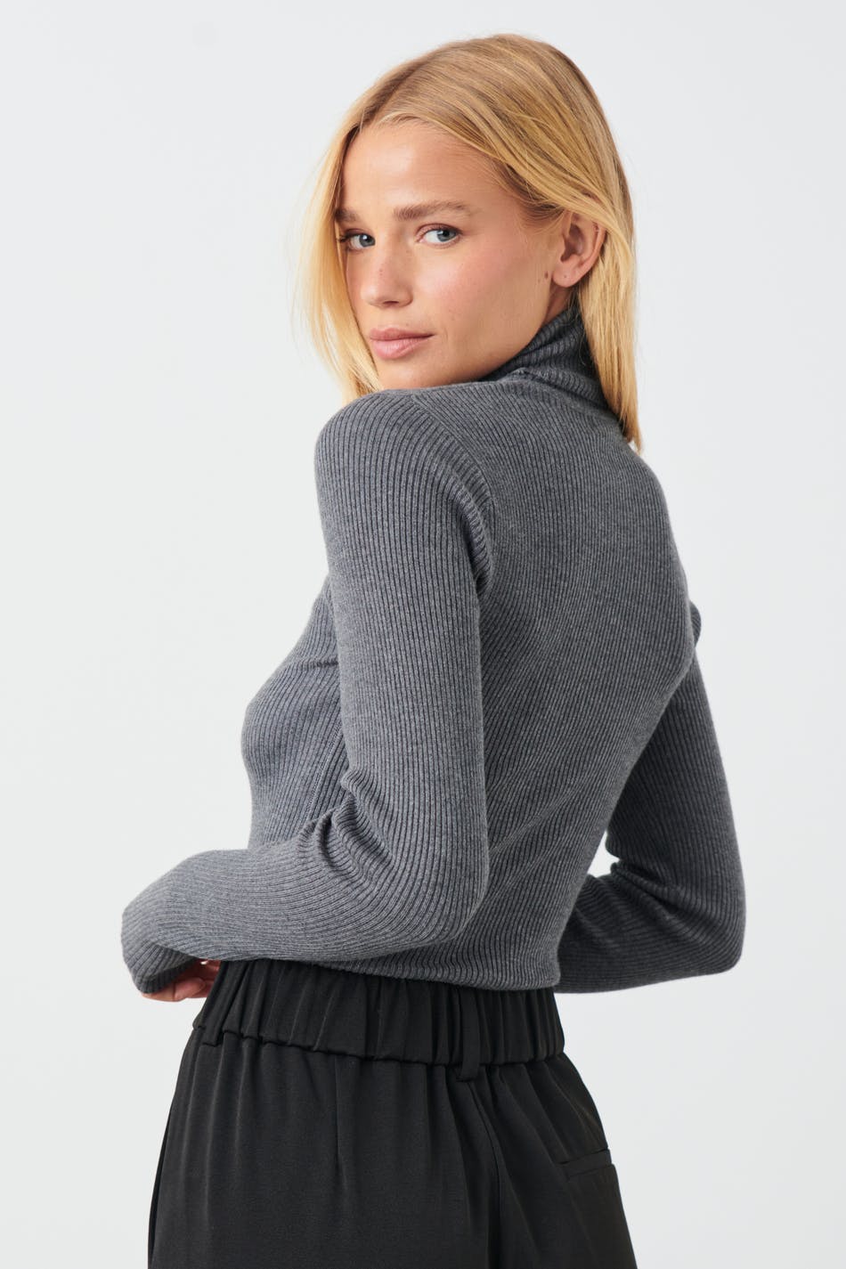 Knitted turtleneck top