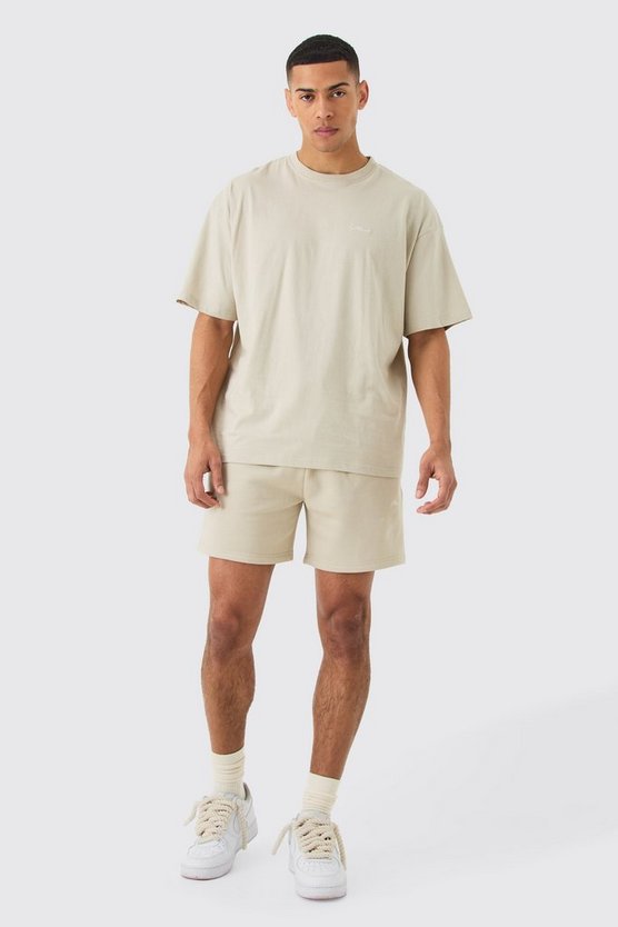 Man Signature T-Shirt und lockere Shorts