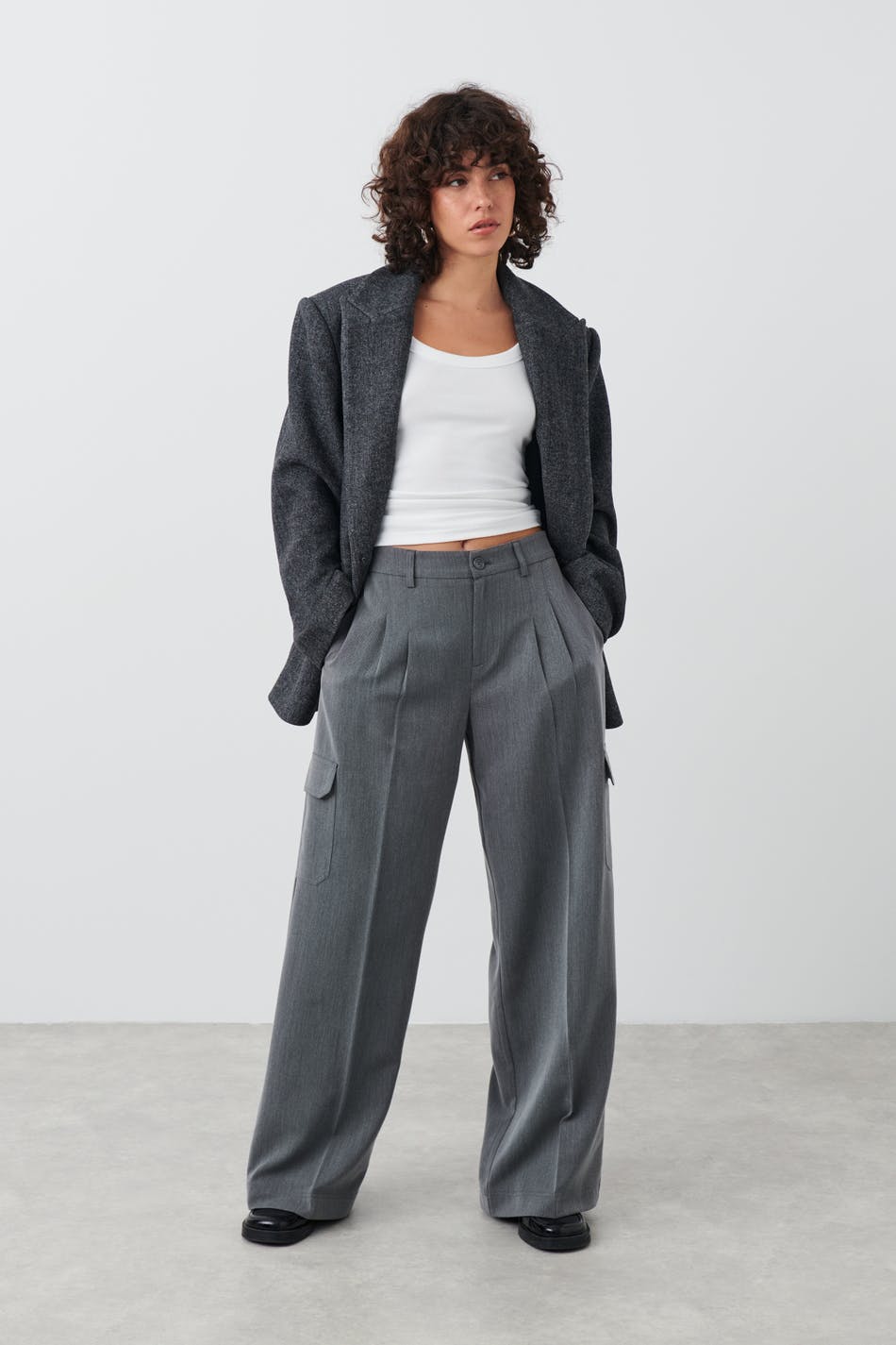 Tailored cargo trousers