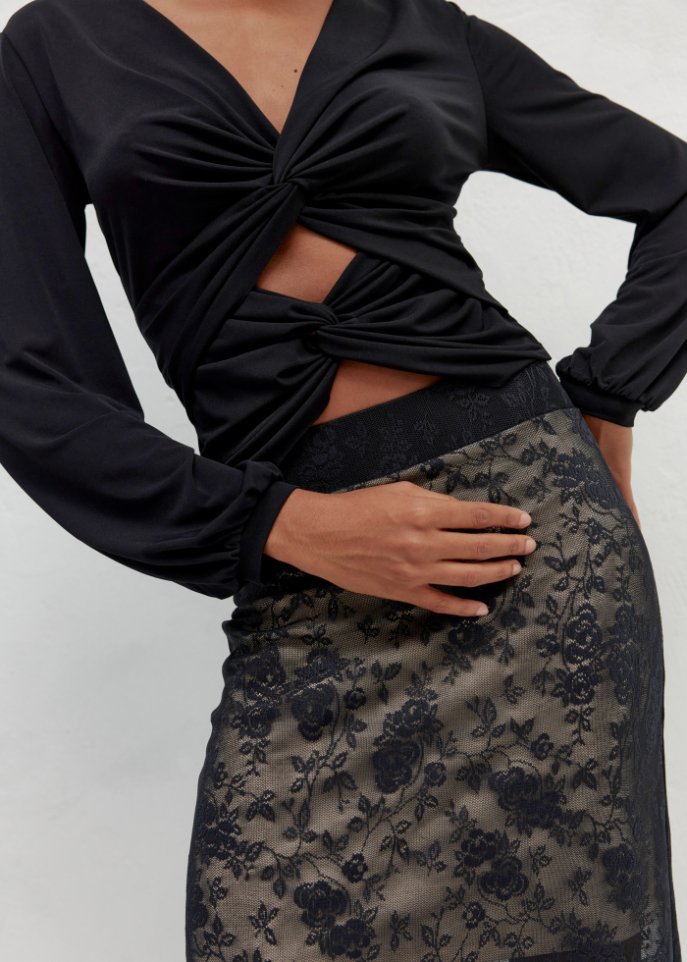 Shirt mit Cut-Out und Twist-Detail