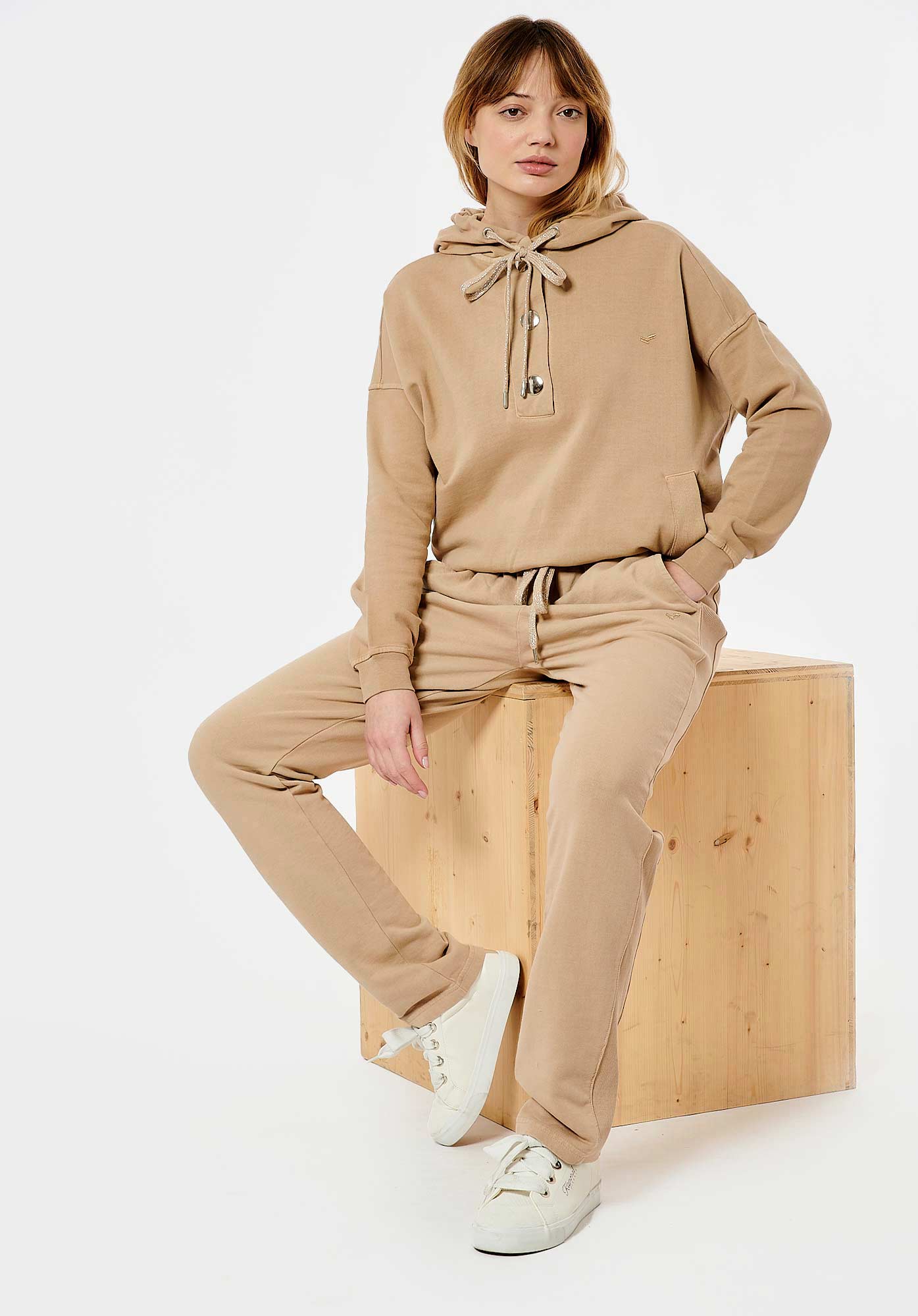 AMIGO  Jogging beige femme