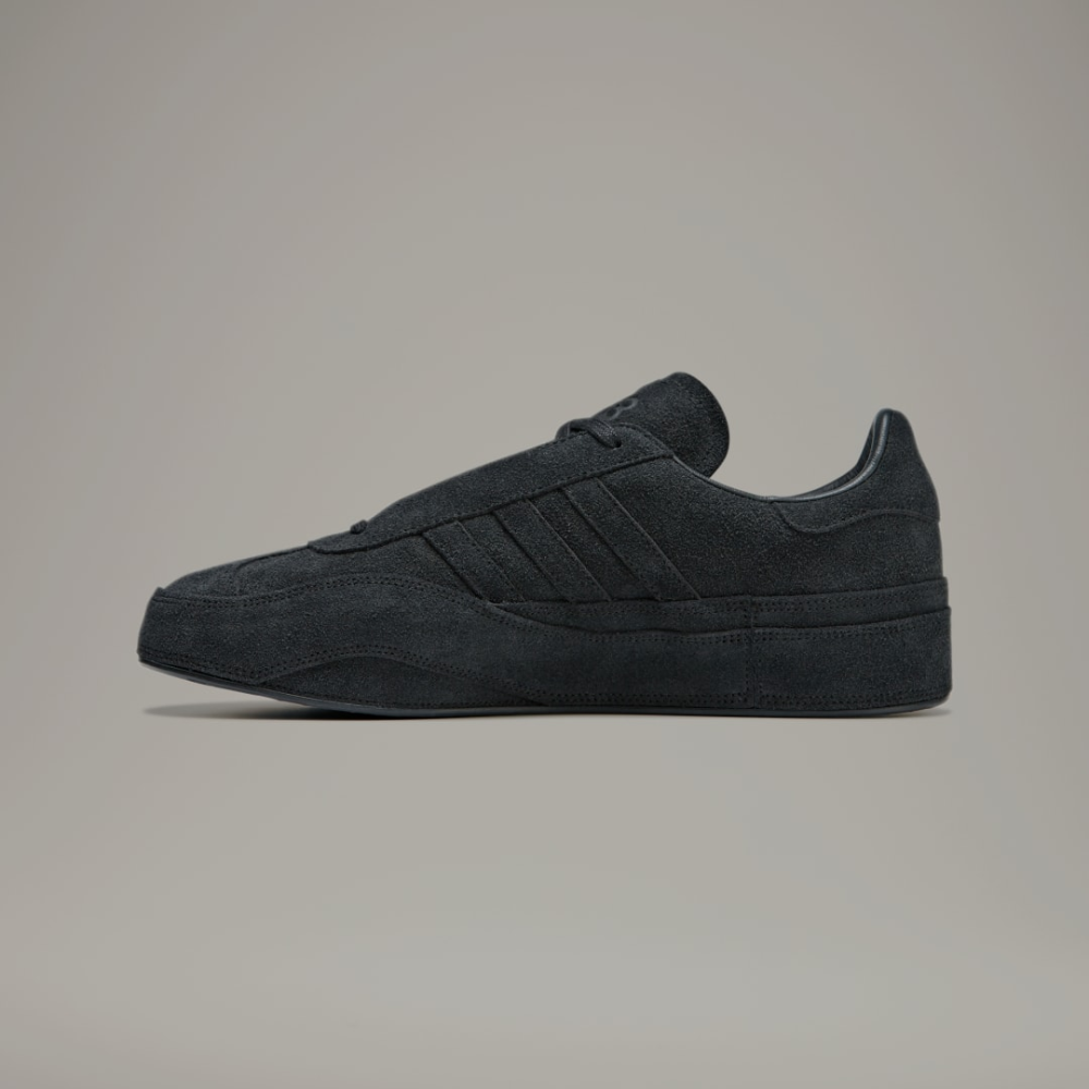Y-3 Gazelle IE3239 / schwarz