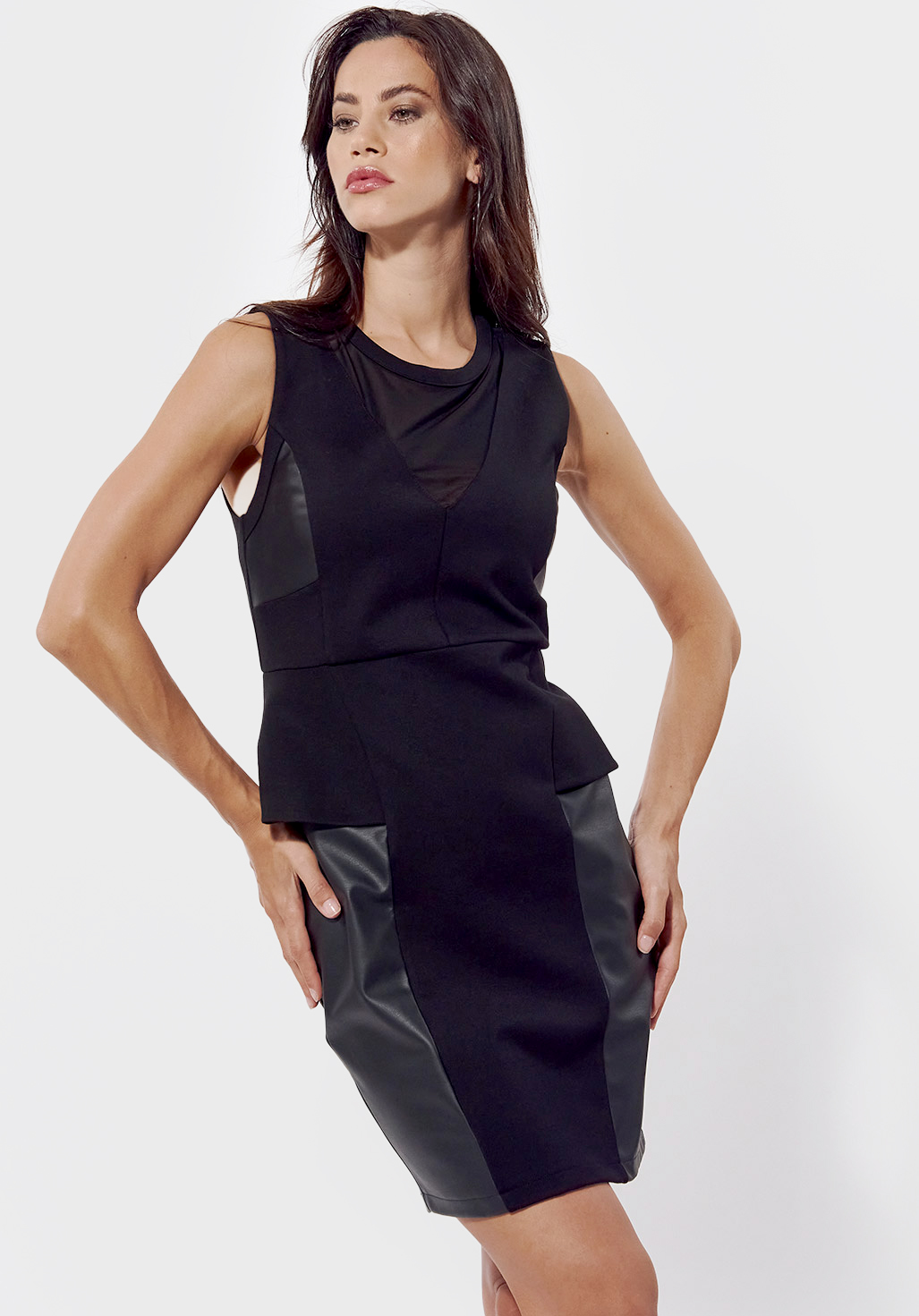 LOPA  Robe cintrée noire Femme