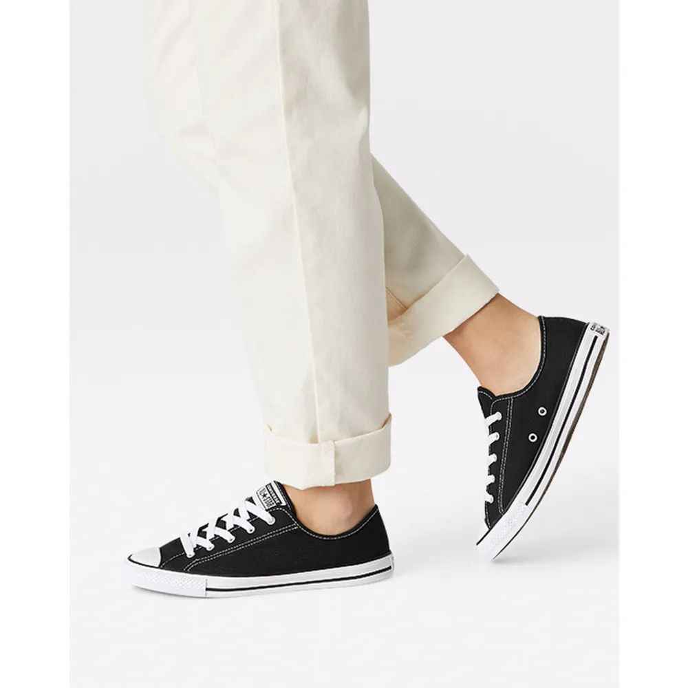 Converse Chuck Taylor All Star Dainty Ox 564982C / schwarz